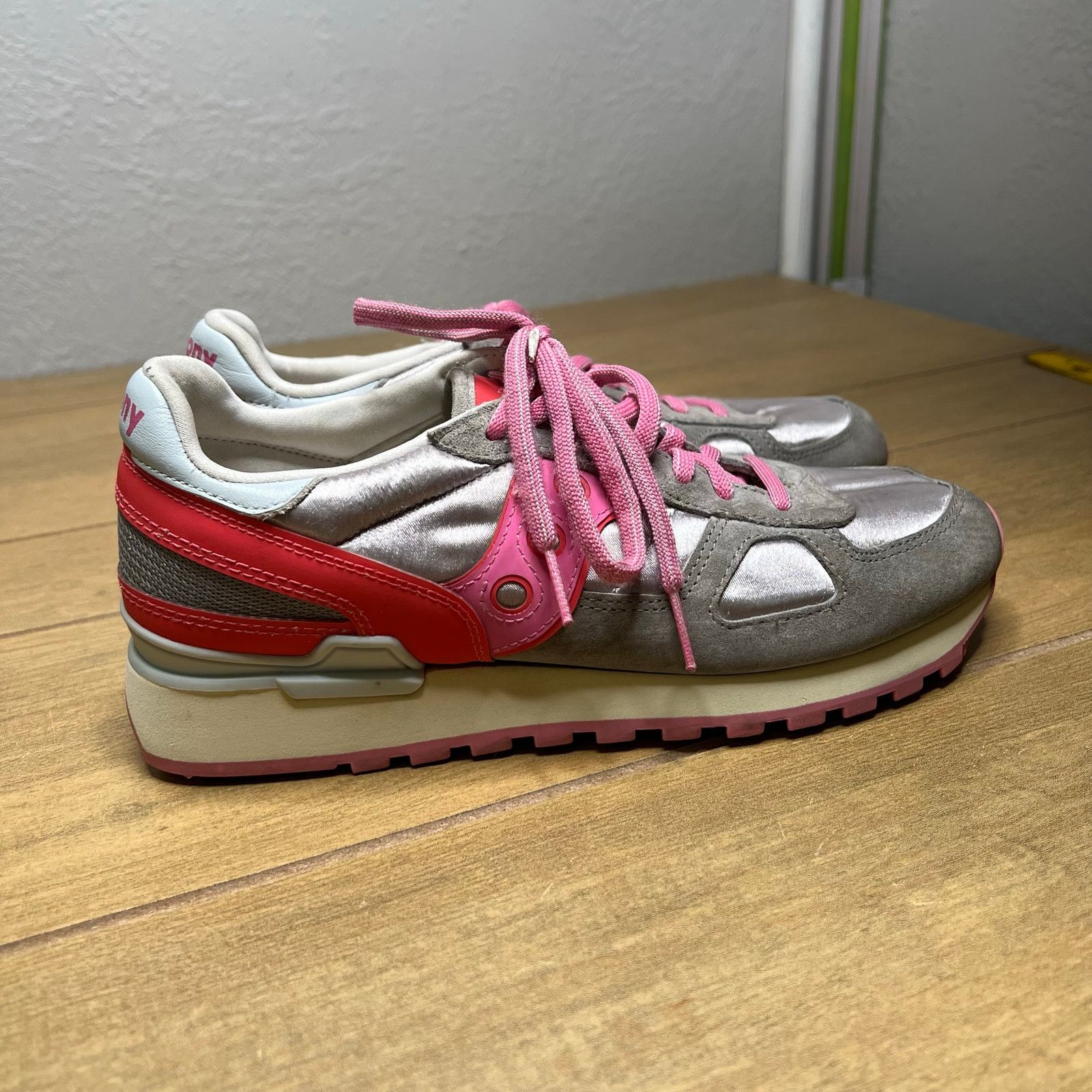 Saucony Saucony Women’s Shadow Original S60673-3 Sneakers Pink 9 Size US 9 / IT 39 - 11 Thumbnail