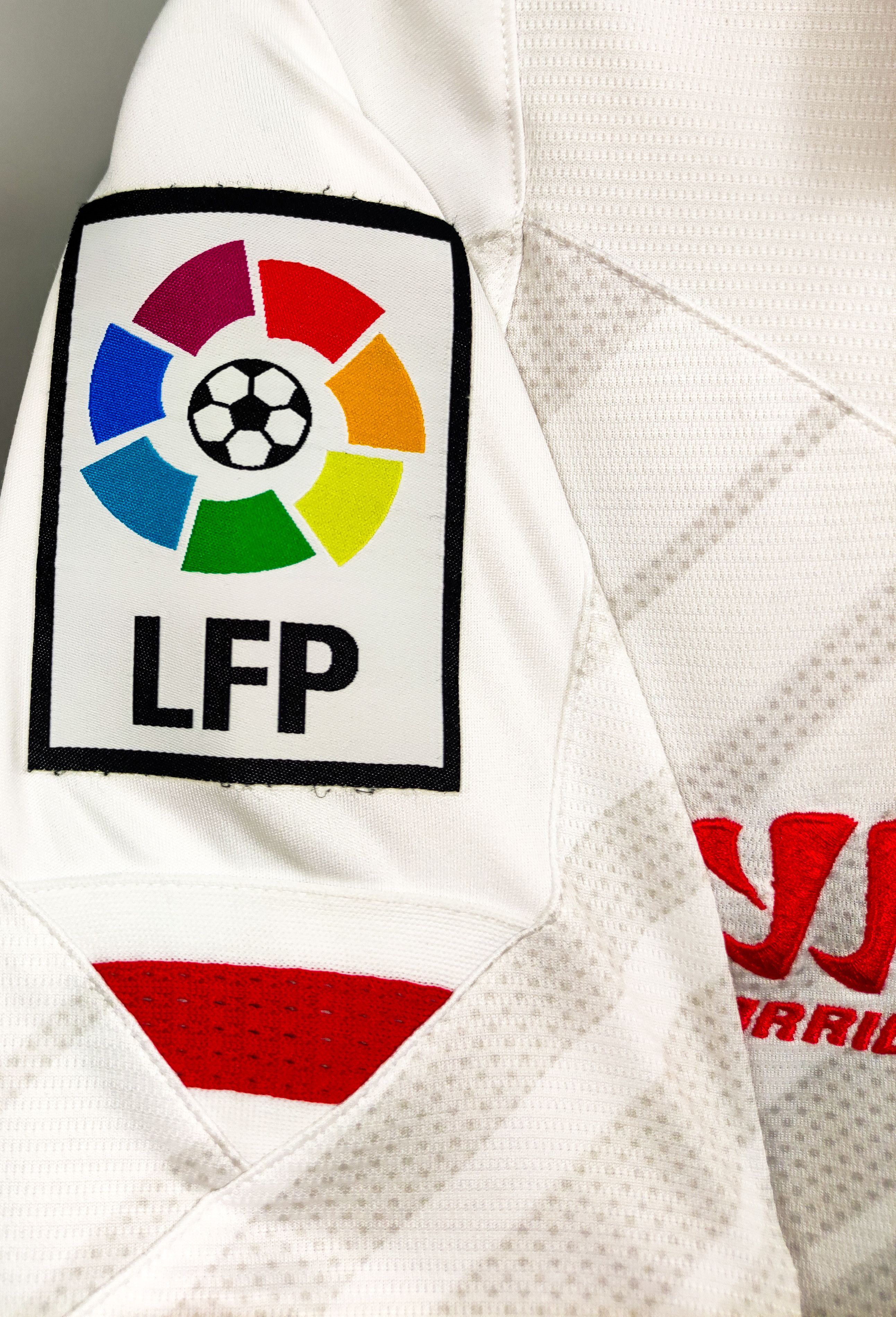 New Balance Sevilla FC 2013 2014 Warrior Home Shirt Kit Jersey La Liga Size US S / EU 44-46 / 1 - 8 Thumbnail