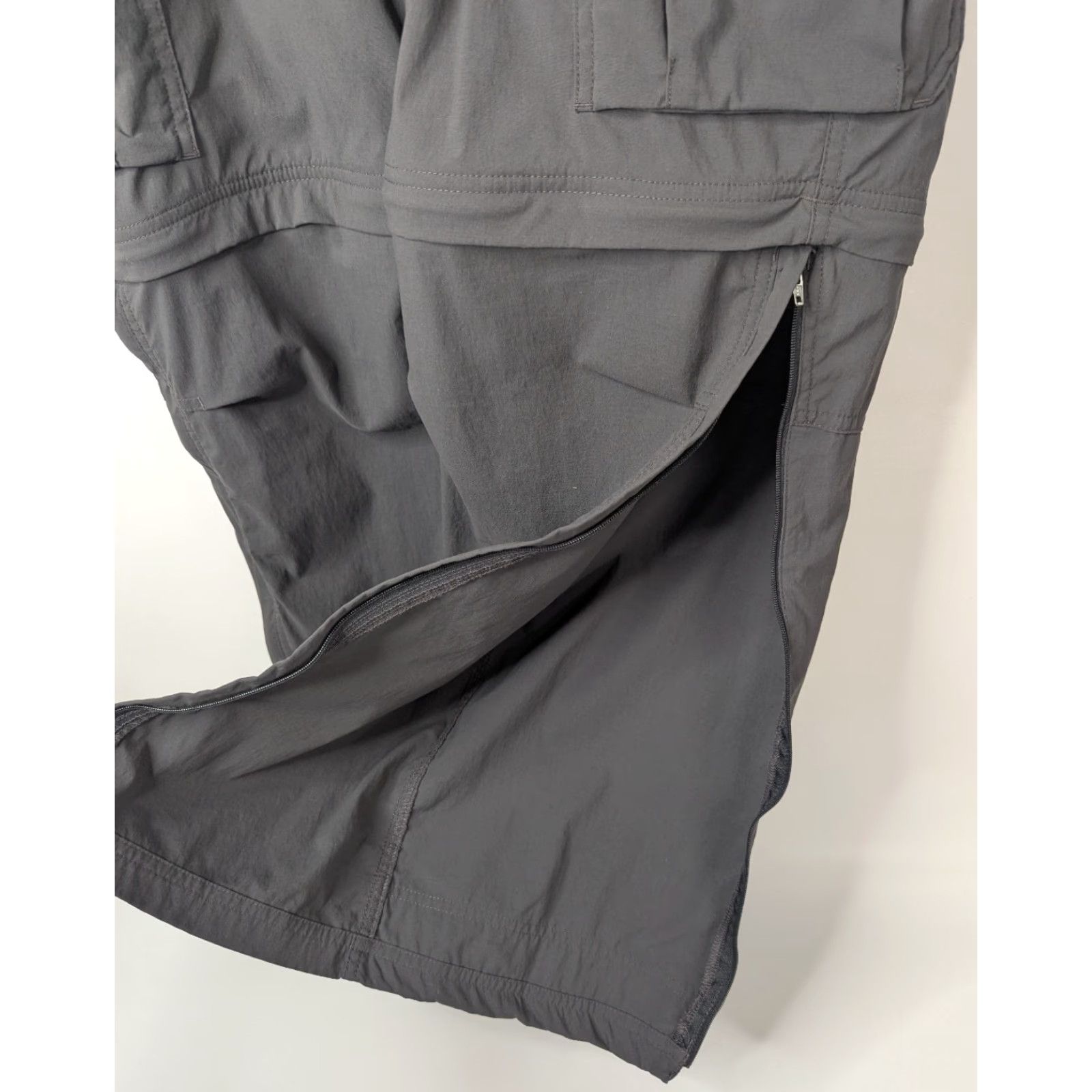 Vintage REI Co-Op Grey Convertible Hiking Pants Performance Cargo Active Mens Size 38x30 Size US 38 / EU 54 - 2 Thumbnail