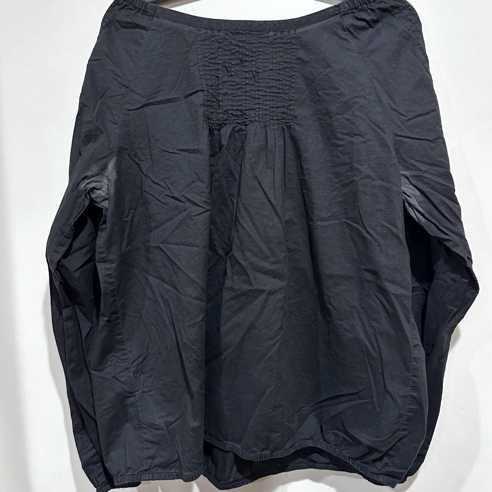 Old Navy VTG Old Navy Blouse XL Black Boho Henley Long Sleeve 100% Cotton Button Pleated Scoop Neck Women Size XL / US 12-14 / IT 48-50 - 4 Thumbnail