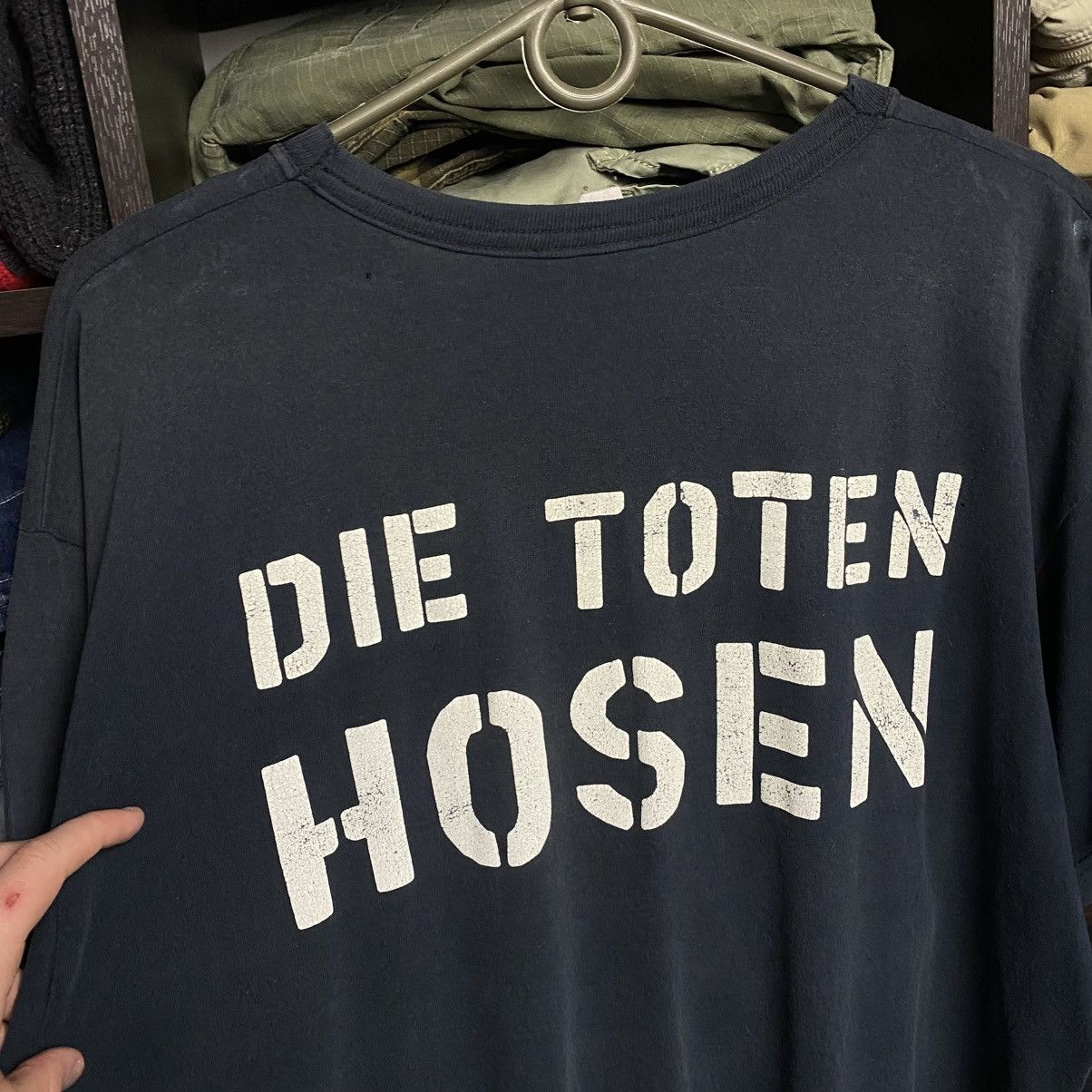 Band Tees Vintage Die Toten Hosen Big Logo rock band 90’s tee size XL Size US XL / EU 56 / 4 - 11 Thumbnail