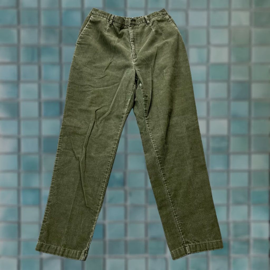 Lands' End VINTAGE Lands' End Pants Womens 30x28 Petite Green Corduroy Pleated Straight Leg Pants Mens Womens Girls Boys? Size 30" / US 8 / IT 44 - 1 Thumbnail