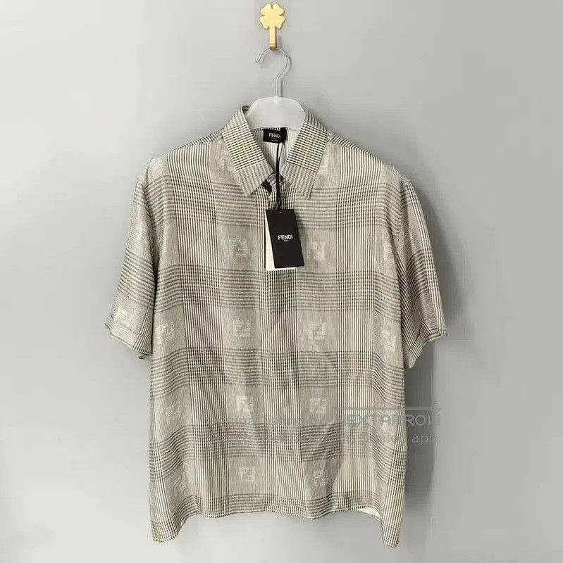 Fendi Fendi Gray Short Sleeve Men's Shirt . Size US L / EU 52-54 / 3 - 1 Thumbnail