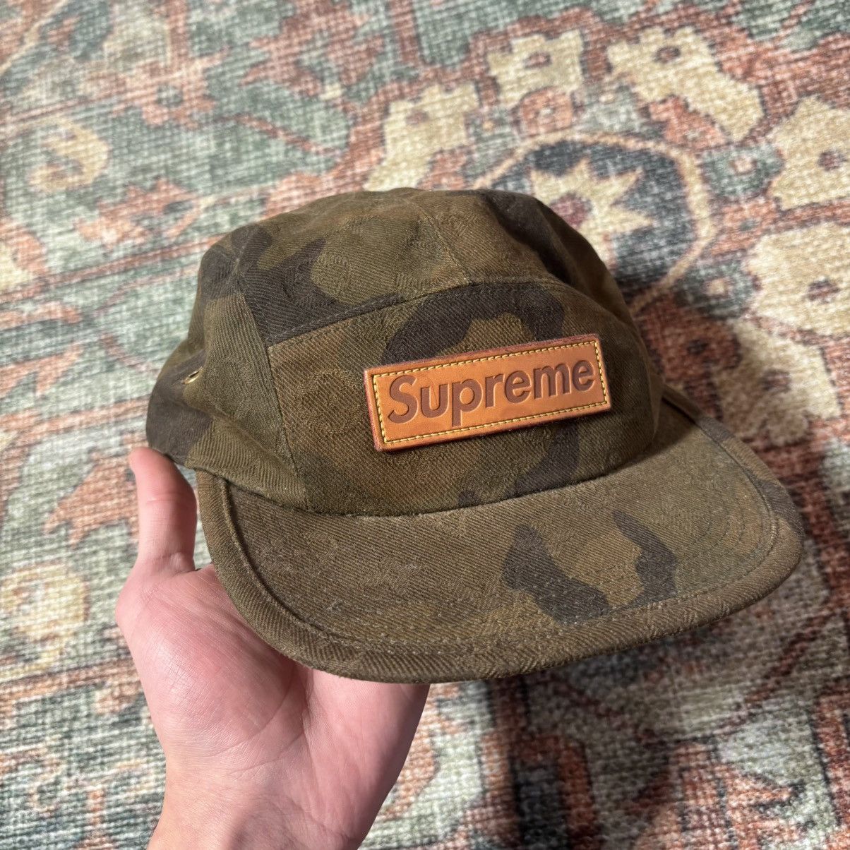 Louis Vuitton × Supreme Louis Vuitton Supreme Camo Camp Cap Size ONE SIZE - 1 Thumbnail