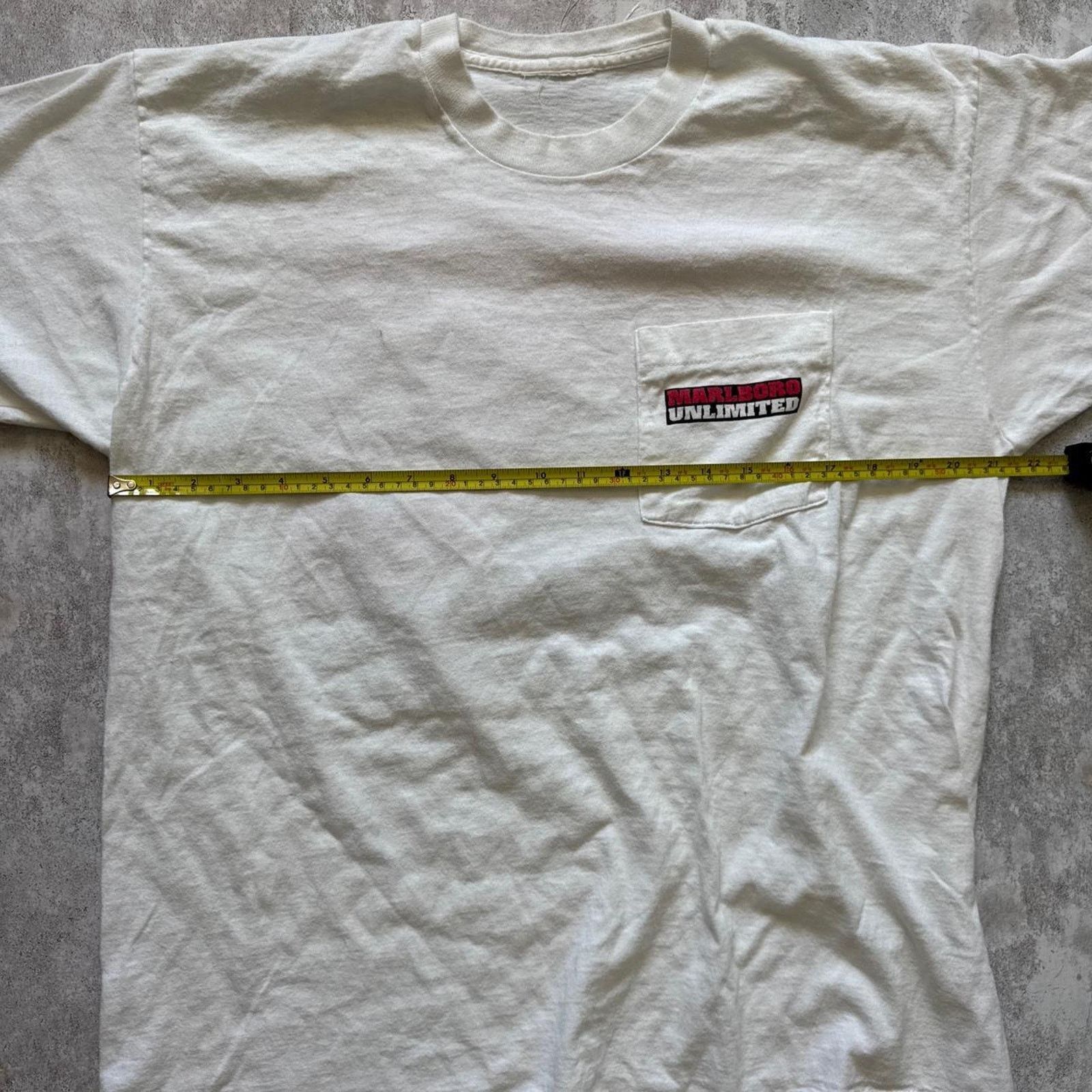 Marlboro Vintage 90s Marlboro Unlimited Map Pocket T-Shirt – Size XL Size US XL / EU 56 / 4 - 6 Thumbnail