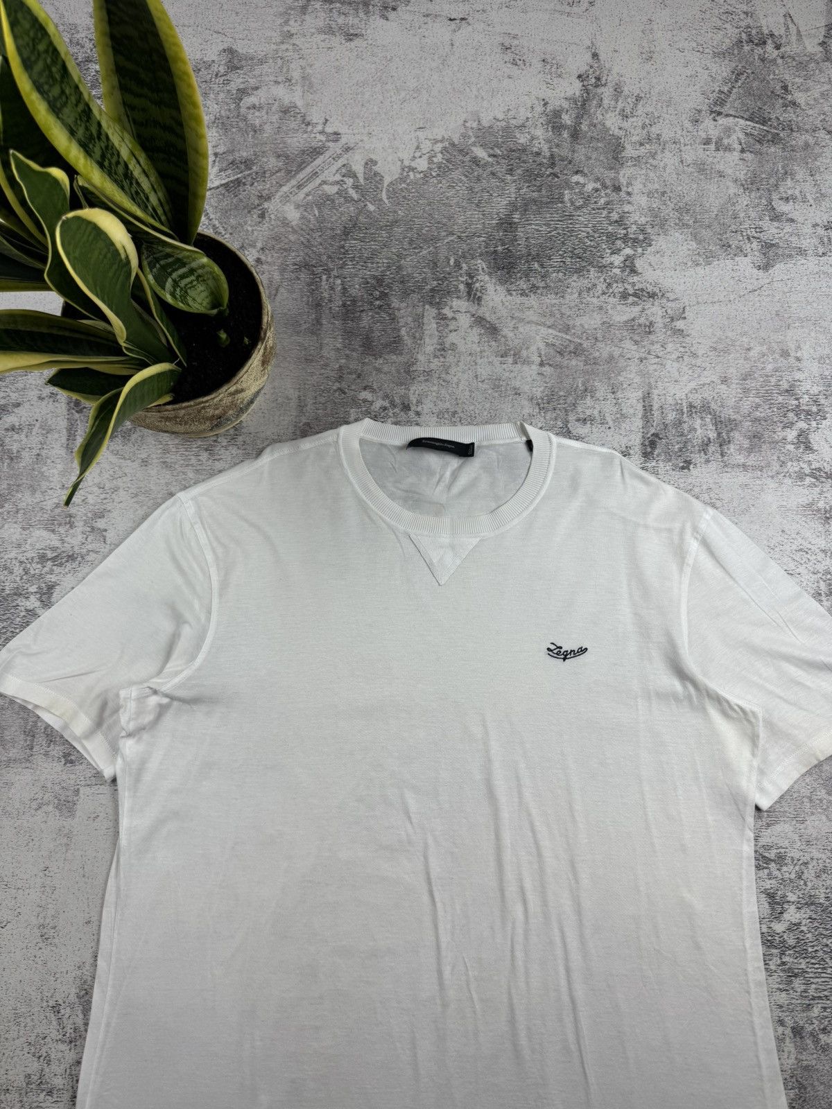 Ermenegildo Zegna Ermenegildo Zegna Size 52 Large Luxury White Mini Logo Men’s T Shirt Tee Jersey Size US L / EU 52-54 / 3 - 5 Thumbnail