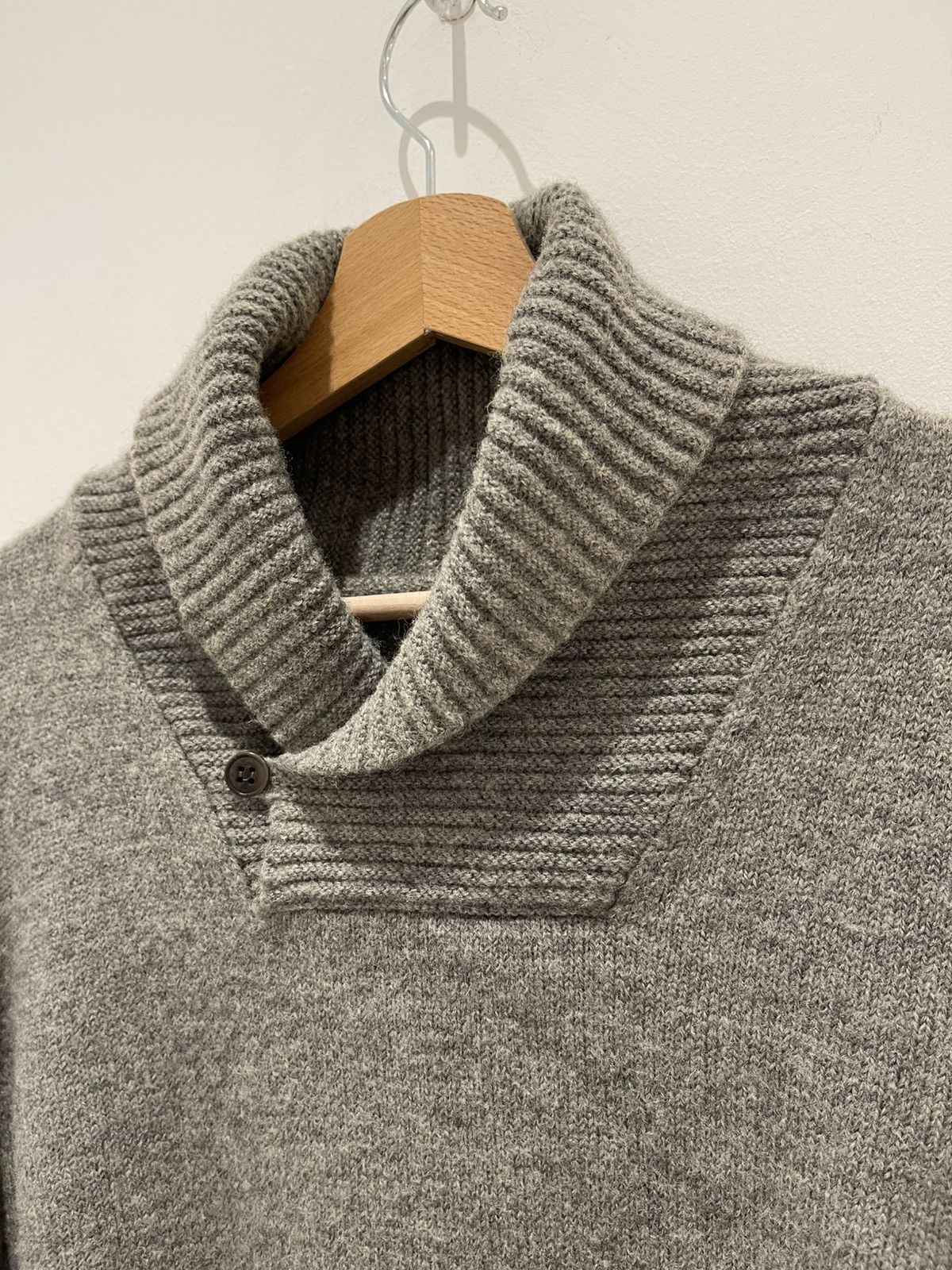 Maison Margiela Maison Margiela Fall 2004 Grey Wool Shawl Collar KnitSweater Size US M / EU 48-50 / 2 - 9 Thumbnail