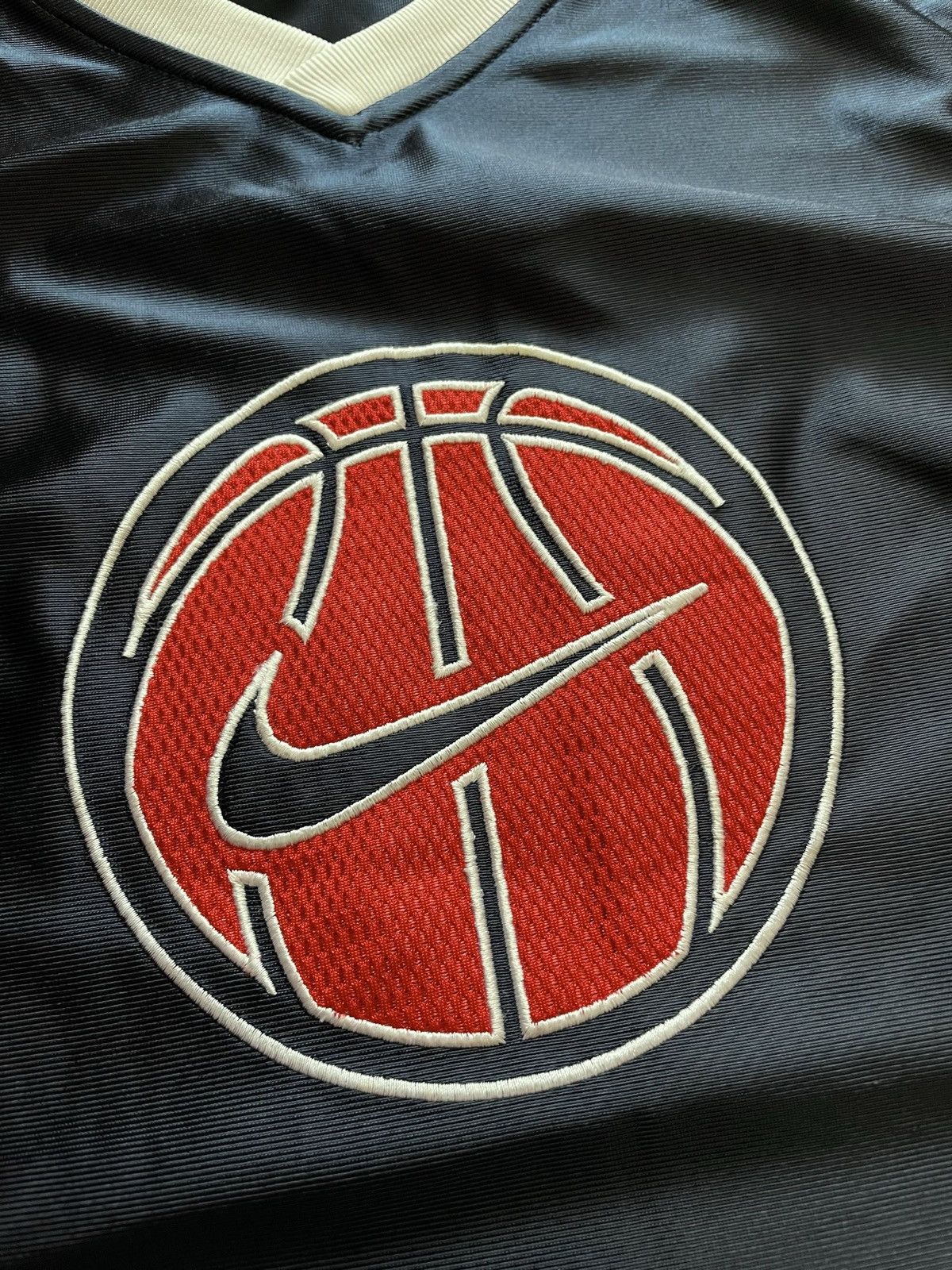 Nike Vintage Nike Embroidered Swoosh Logo Sleeveless Jersey 00s Size US M / EU 48-50 / 2 - 2 Thumbnail