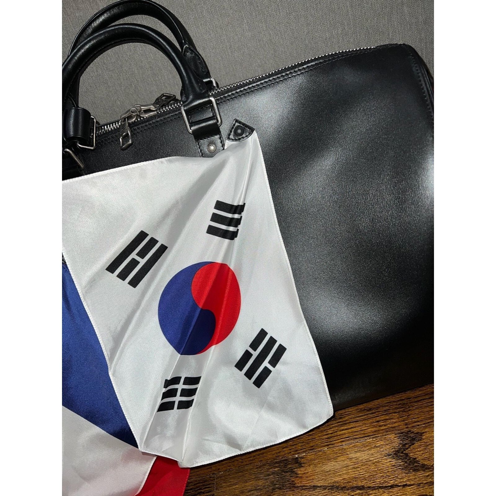 Louis Vuitton Louis Vuitton Keepall Bandouliere Flags Leather Travel Bag Size ONE SIZE - 7 Thumbnail