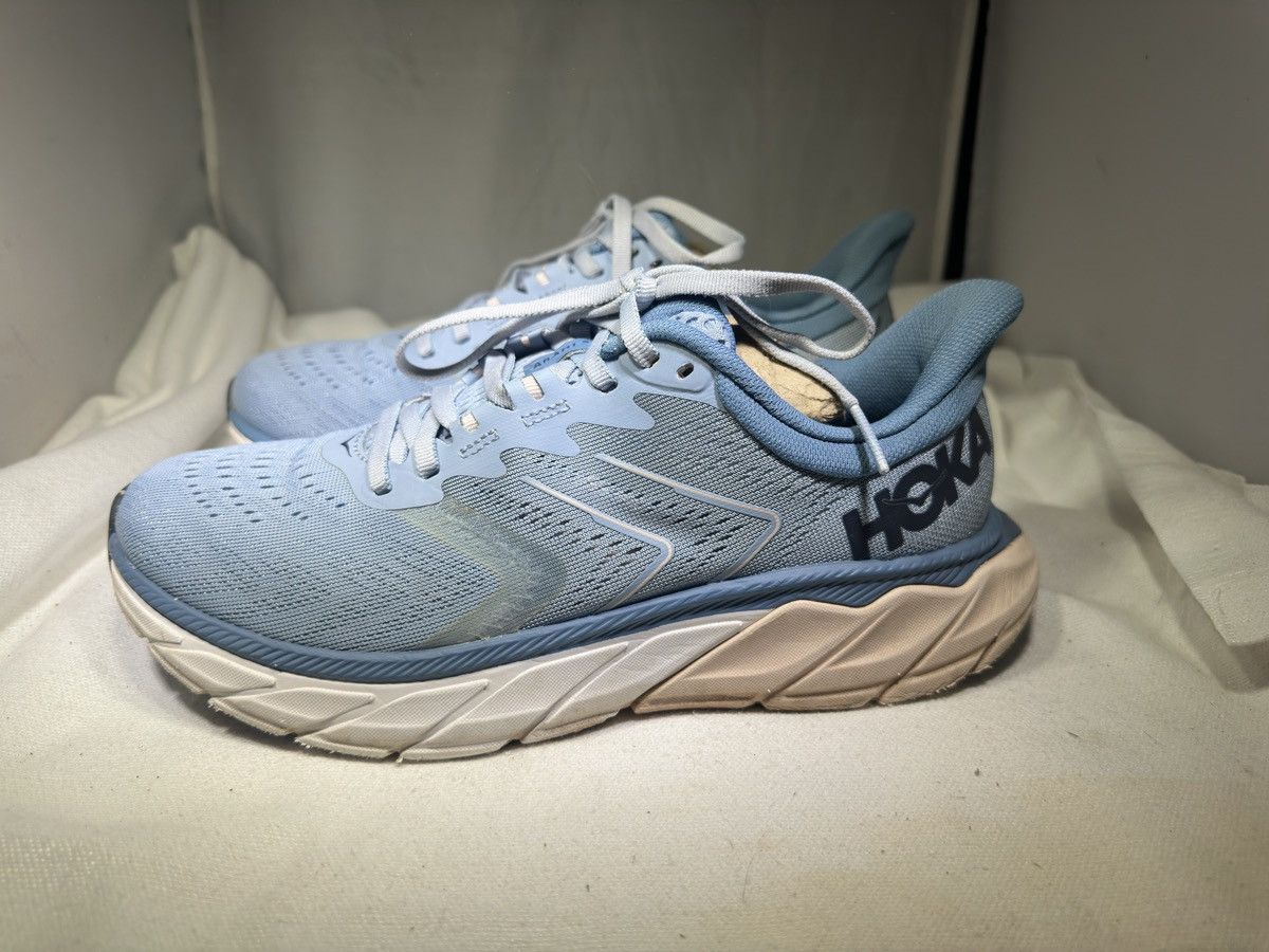 Hoka PreOwned Hoka One One Arahi 5 Sneakers Women's 7B Blue Size US 7 / IT 37 - 1 Thumbnail