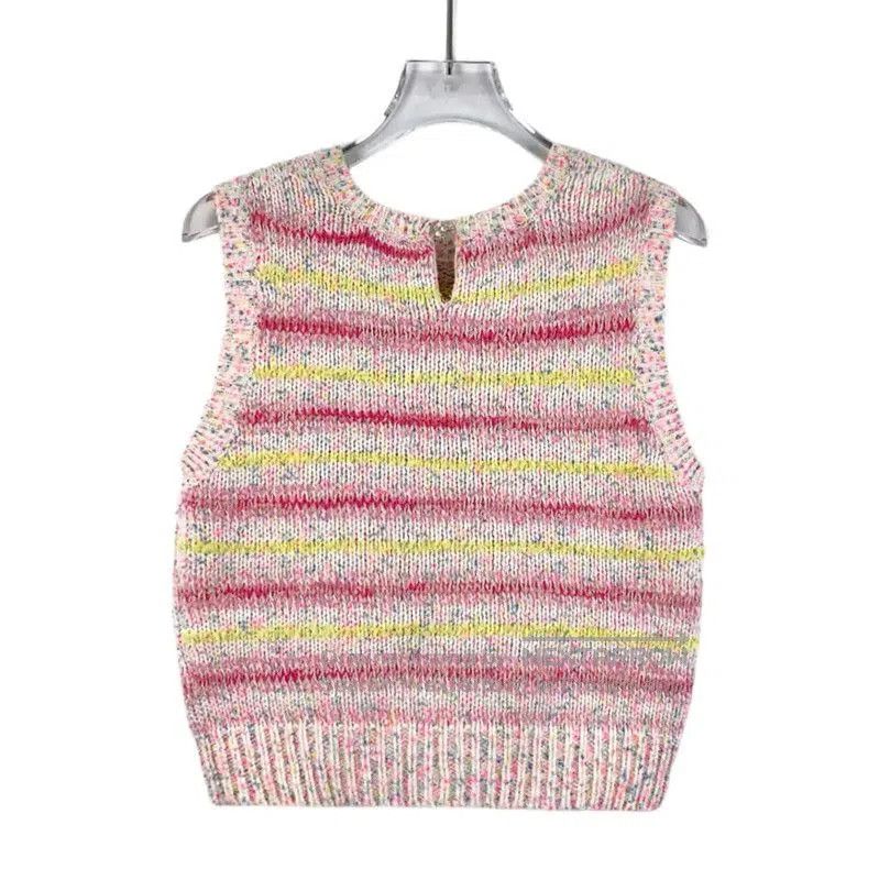 Chanel Chanel Pink Cotton Sweater with Heart Design . Size XS / US 0-2 / IT 36-38 - 2 Thumbnail