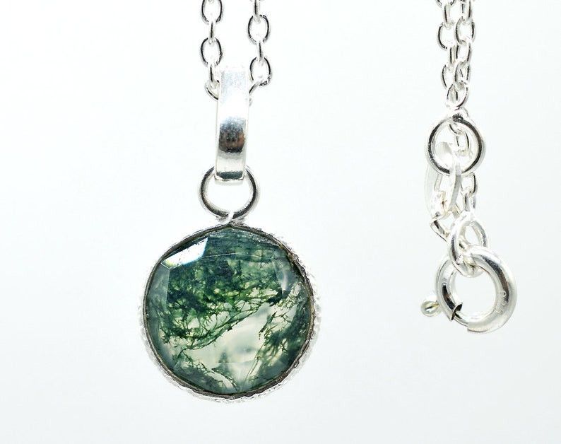 Handmade Moss Agate 925 Sterling Silver Necklace, 18 Inch Chain Size ONE SIZE - 1 Thumbnail