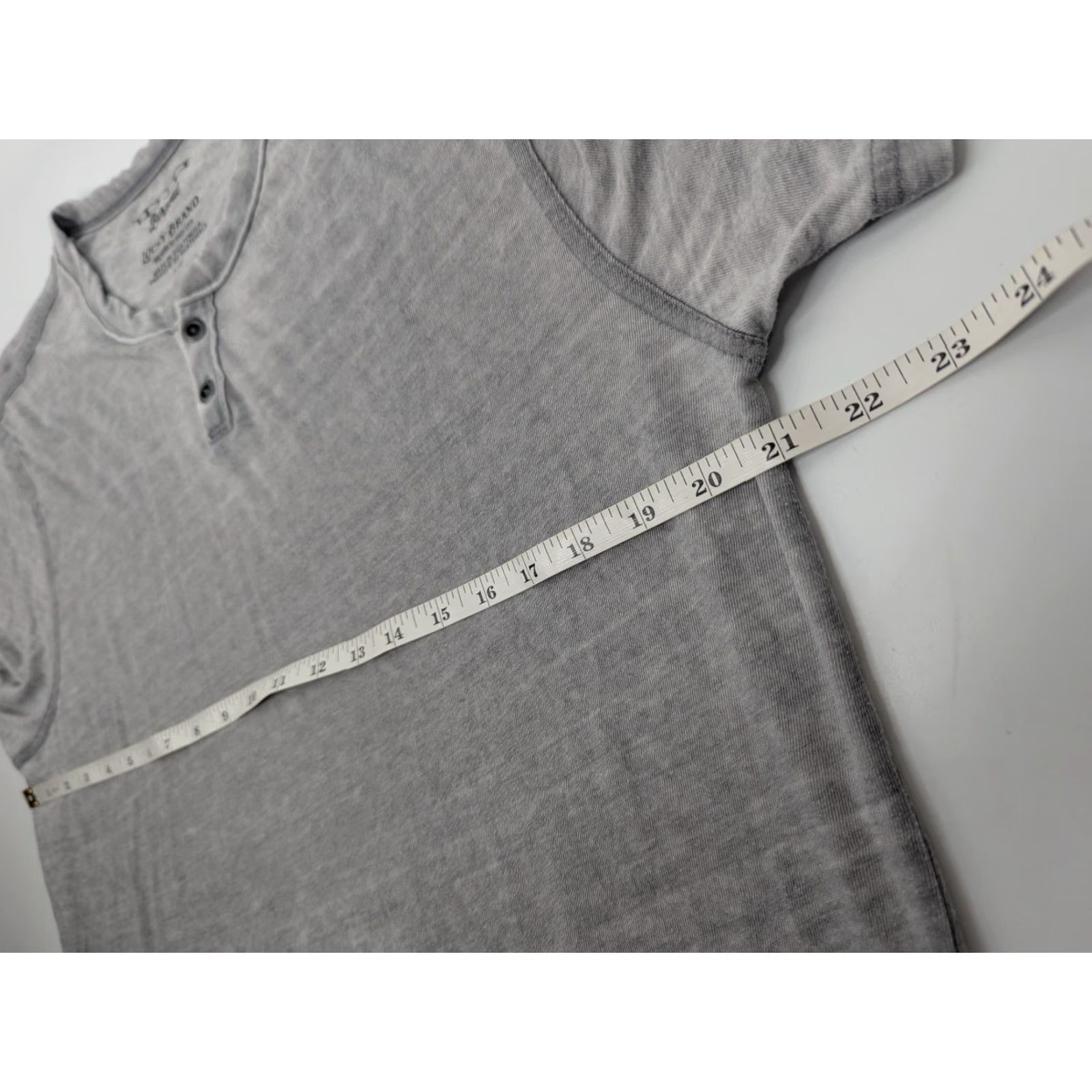 Lucky Brand Lucky Brand Venice Burnout Henley Shirt Mens L Gray Short Sleeve Casual Shirt Size US L / EU 52-54 / 3 - 4 Thumbnail