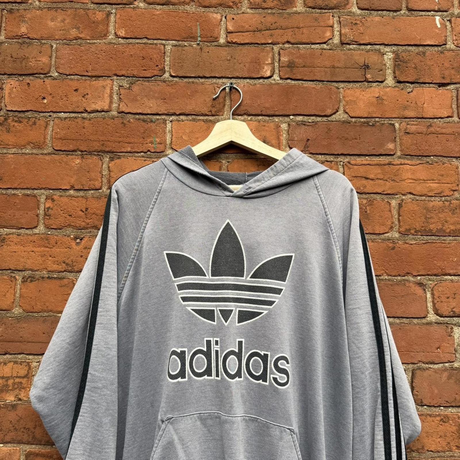 Adidas Vintage adidas striped sleeves hoodie par priva sport L Size US L / EU 52-54 / 3 - 3 Thumbnail