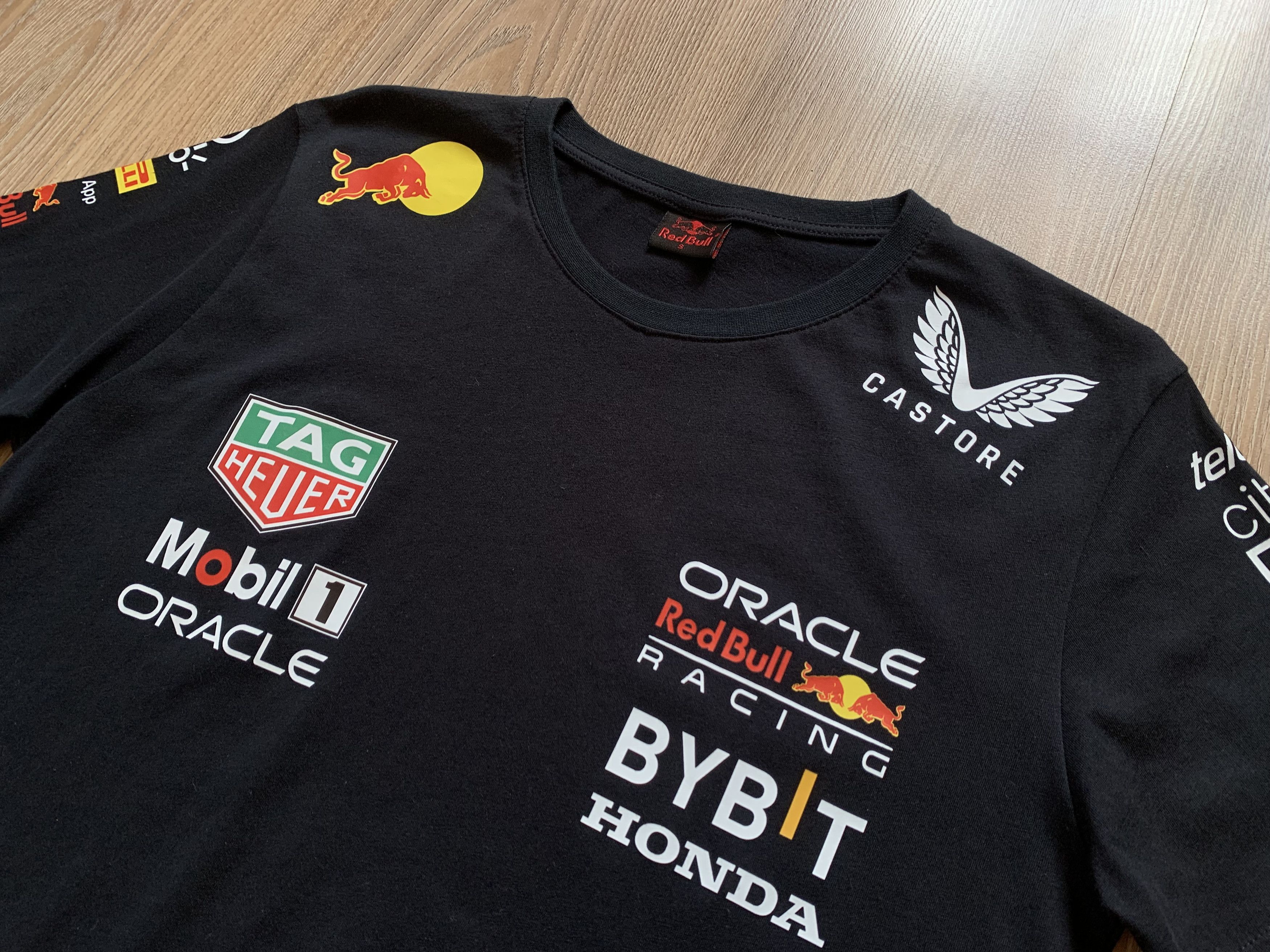 Designer × Red Bull × Vintage Vintage Red Bull Castore Cotton Printed T-Shirt Size US S / EU 44-46 / 1 - 4 Thumbnail