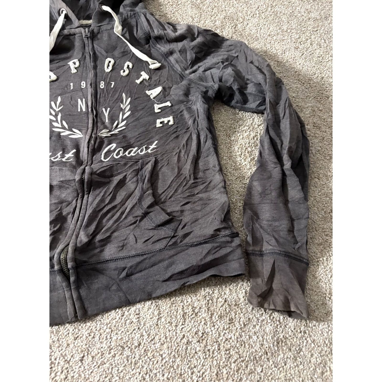 Vintage Aeropostale Hoodie Womens S Gray Full Zip Fleece East Coast Logo Sweatshirt Size S / US 4 / IT 40 - 3 Thumbnail