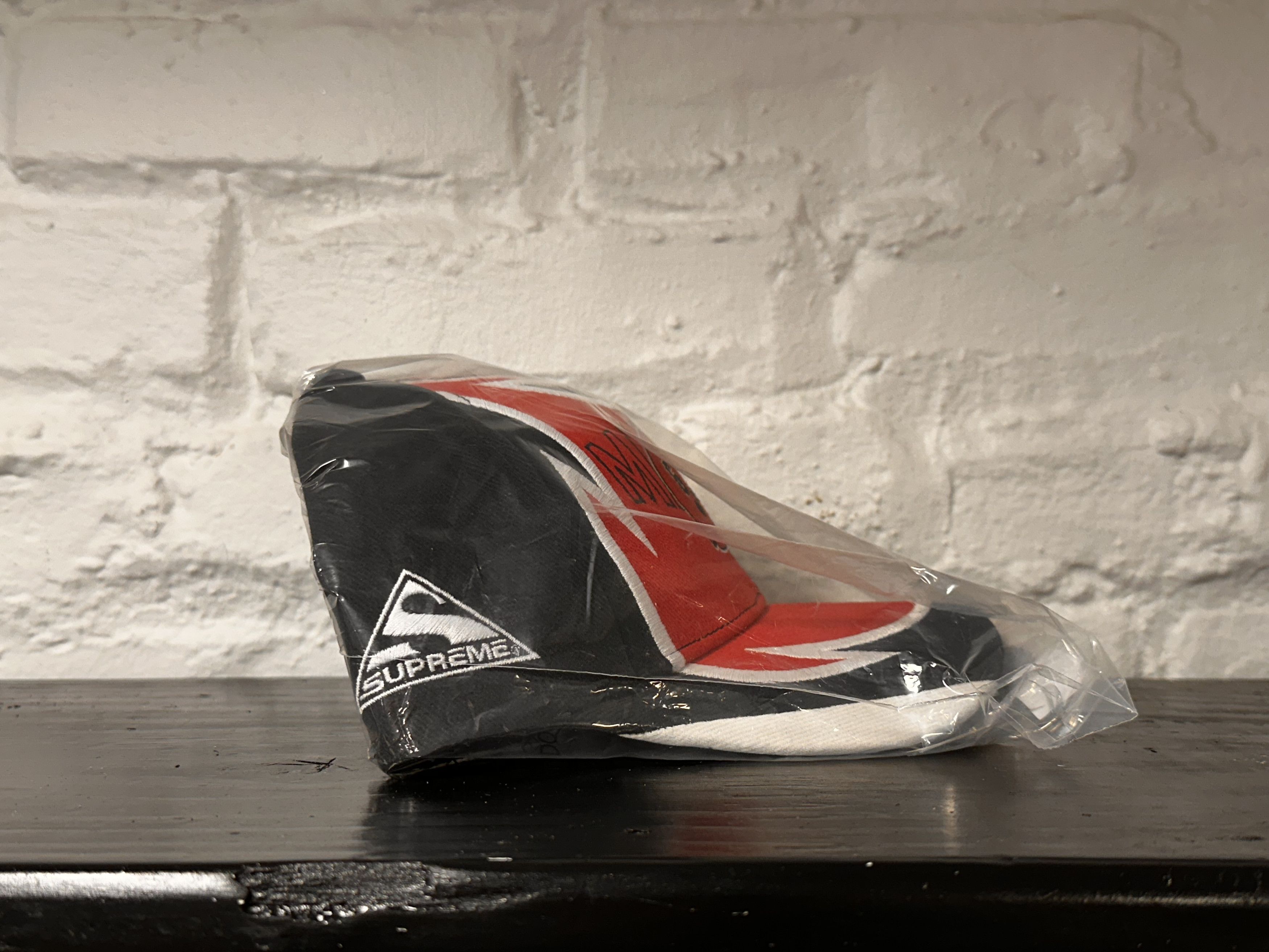 Maison Margiela × Supreme Supreme MM6 Maison Margiela Split 6-Panel Size ONE SIZE - 2 Thumbnail