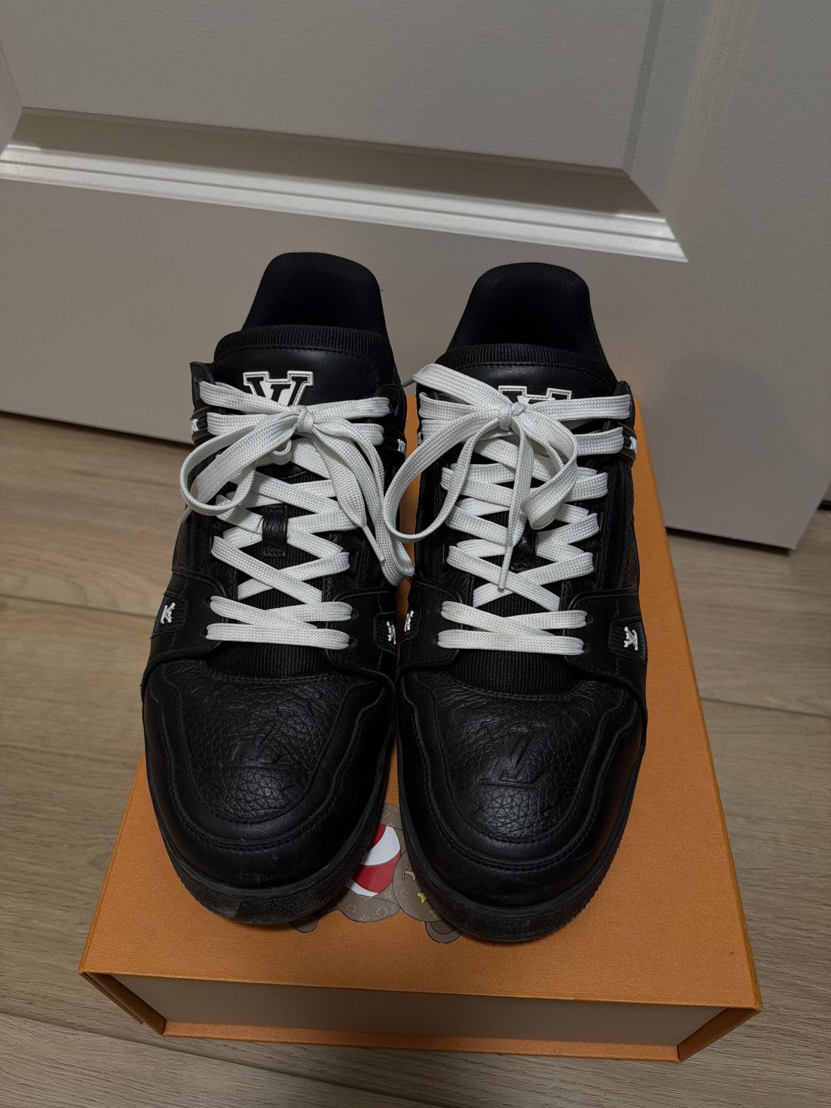 Louis Vuitton Louis Vuitton Trainers Size US 11 / EU 44 - 2 Thumbnail