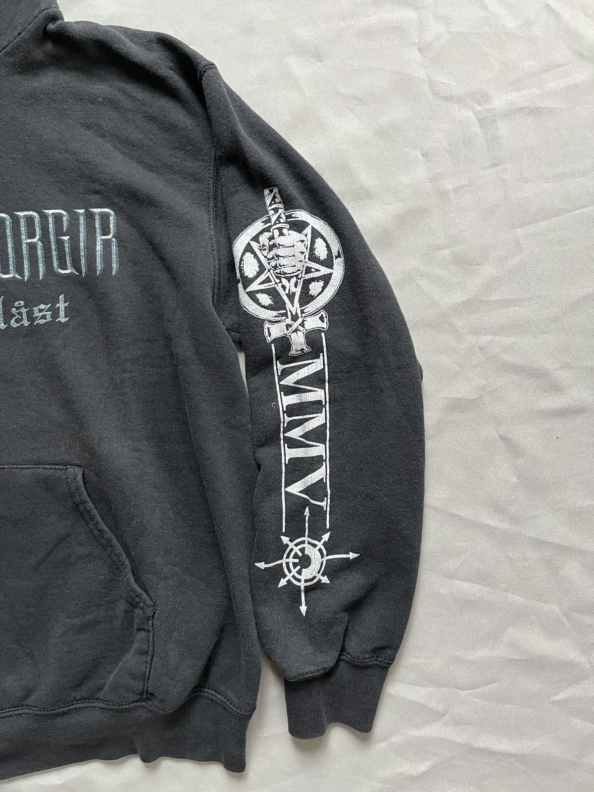 Band Tees Dimmu Borgir Stormblast Vintage Faded Hoodie Size US M / EU 48-50 / 2 - 6 Thumbnail