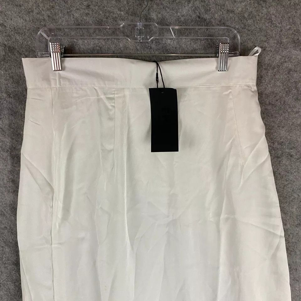 Other FHQ Skirt Large Women's Long NWD White Polyester Adults L Size 34" / US 12 / IT 48 - 2 Thumbnail
