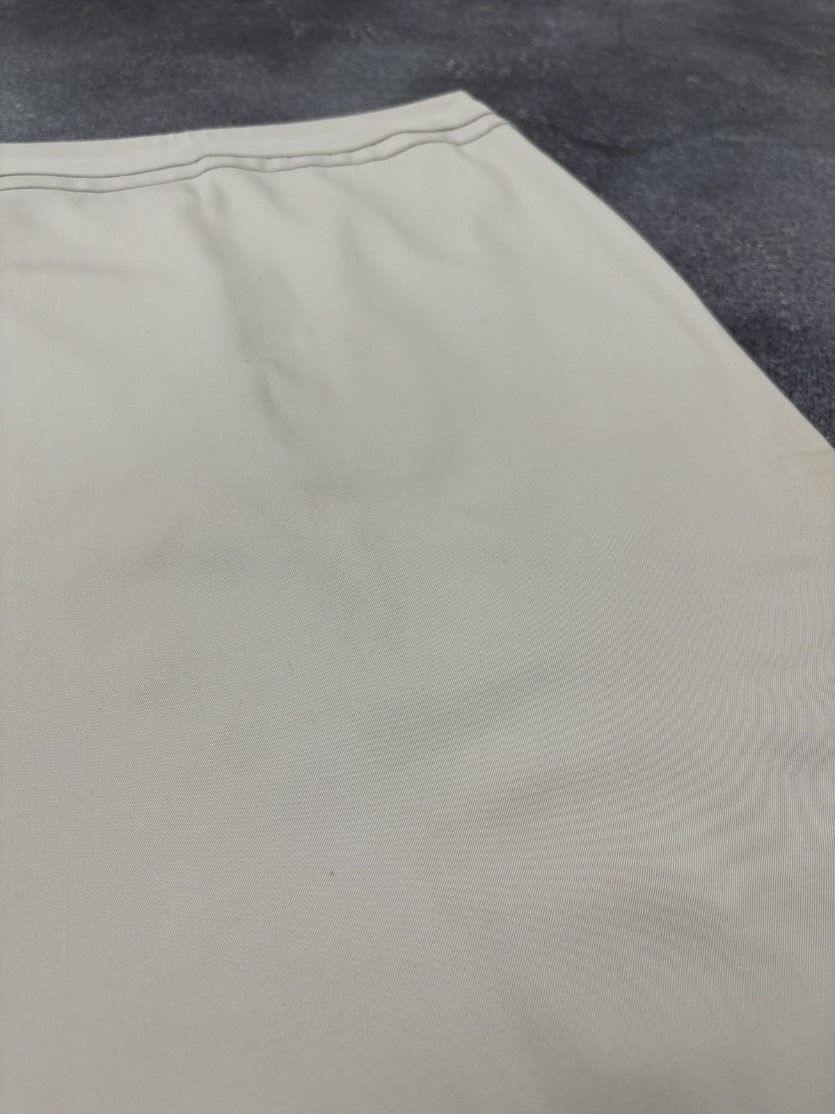 Gucci Gucci Vintage Beige Wool Blend Pencil Skirt Size 26" / US 2 / IT 38 - 14 Thumbnail
