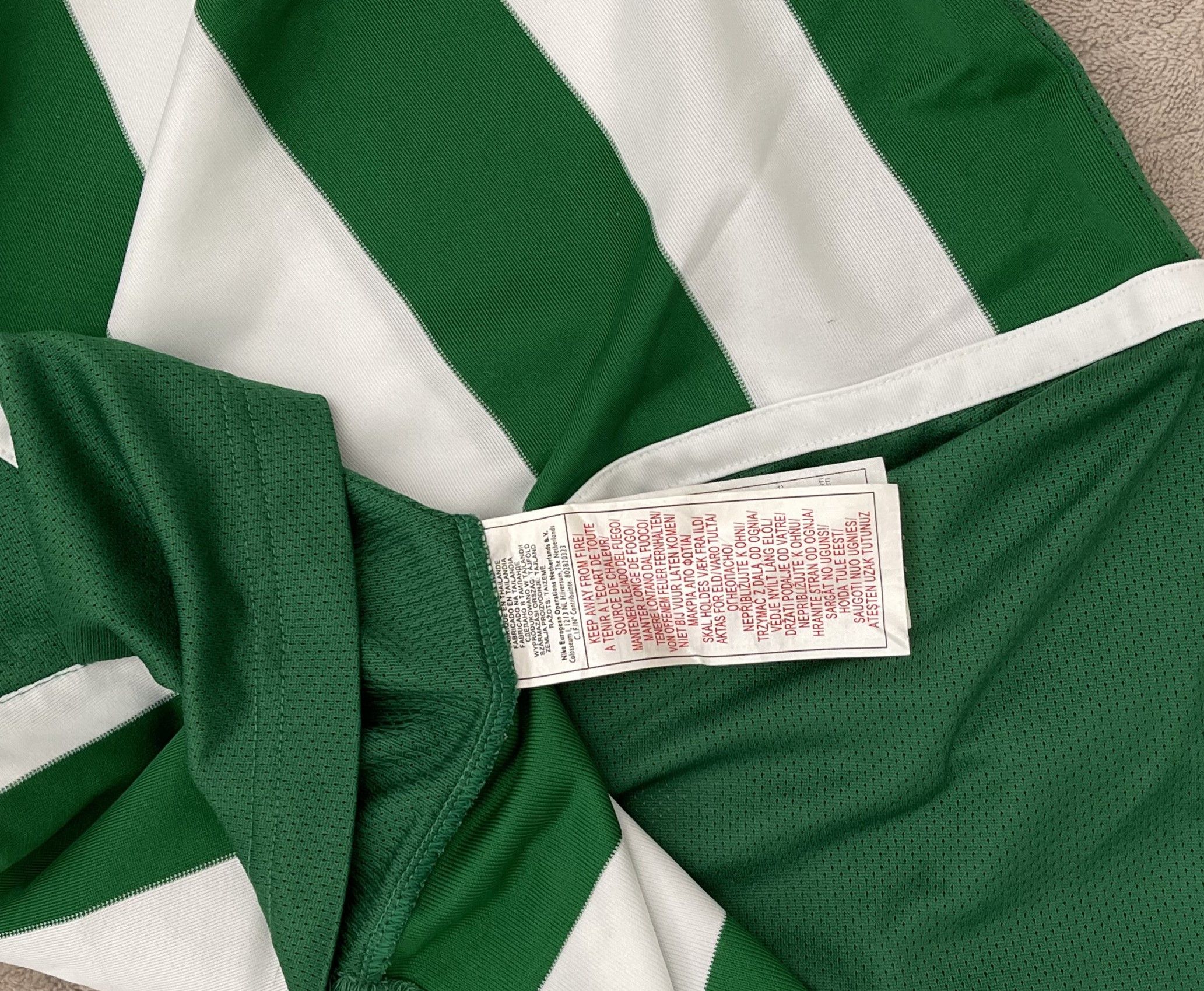 Nike Vintage Nike SONNTAGS AKTIVISTEN Size US M / EU 48-50 / 2 - 5 Thumbnail