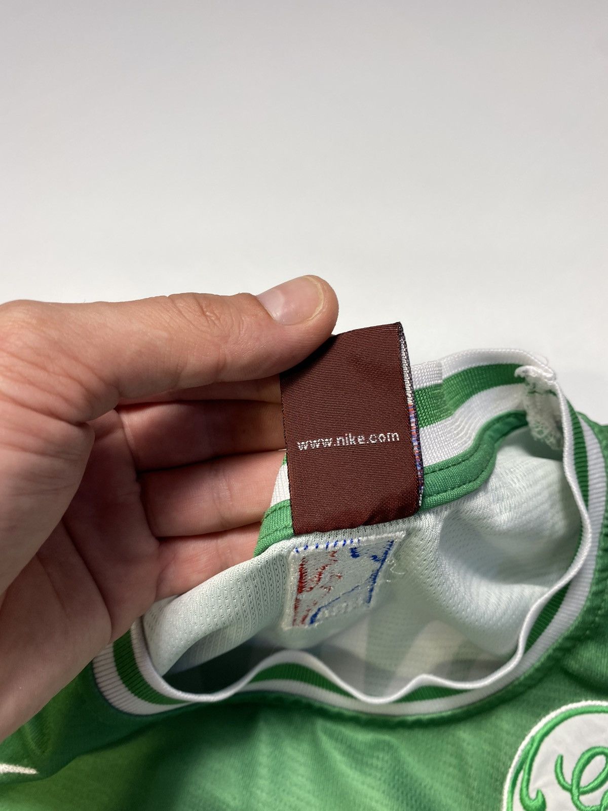 Other Nike Boston Celtic Irving #11 Hype Y2k NBA jersey Size US S / EU 44-46 / 1 - 7 Thumbnail