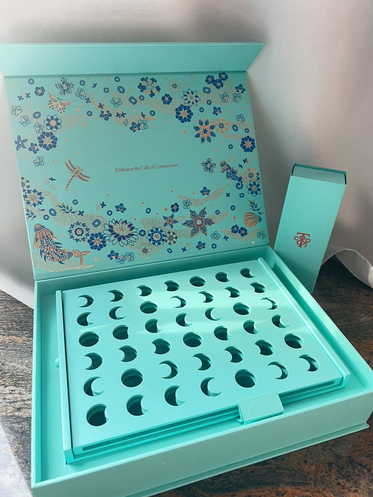 Tiffany & Co. 🌙 Rare! Tiffany Moon phrase chess game wooden box home decor Size ONE SIZE - 12 Thumbnail