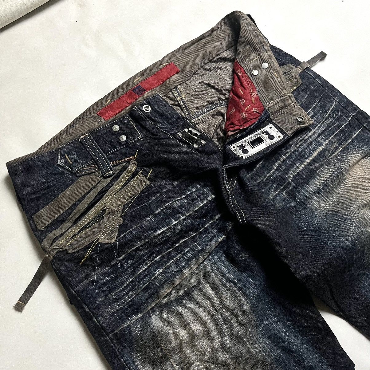 CLOSED × Marithe + Francois Girbaud 🔥RARE🔥 00s Multiple embllishments straps patches stitching Size US 30 / EU 46 - 3 Thumbnail