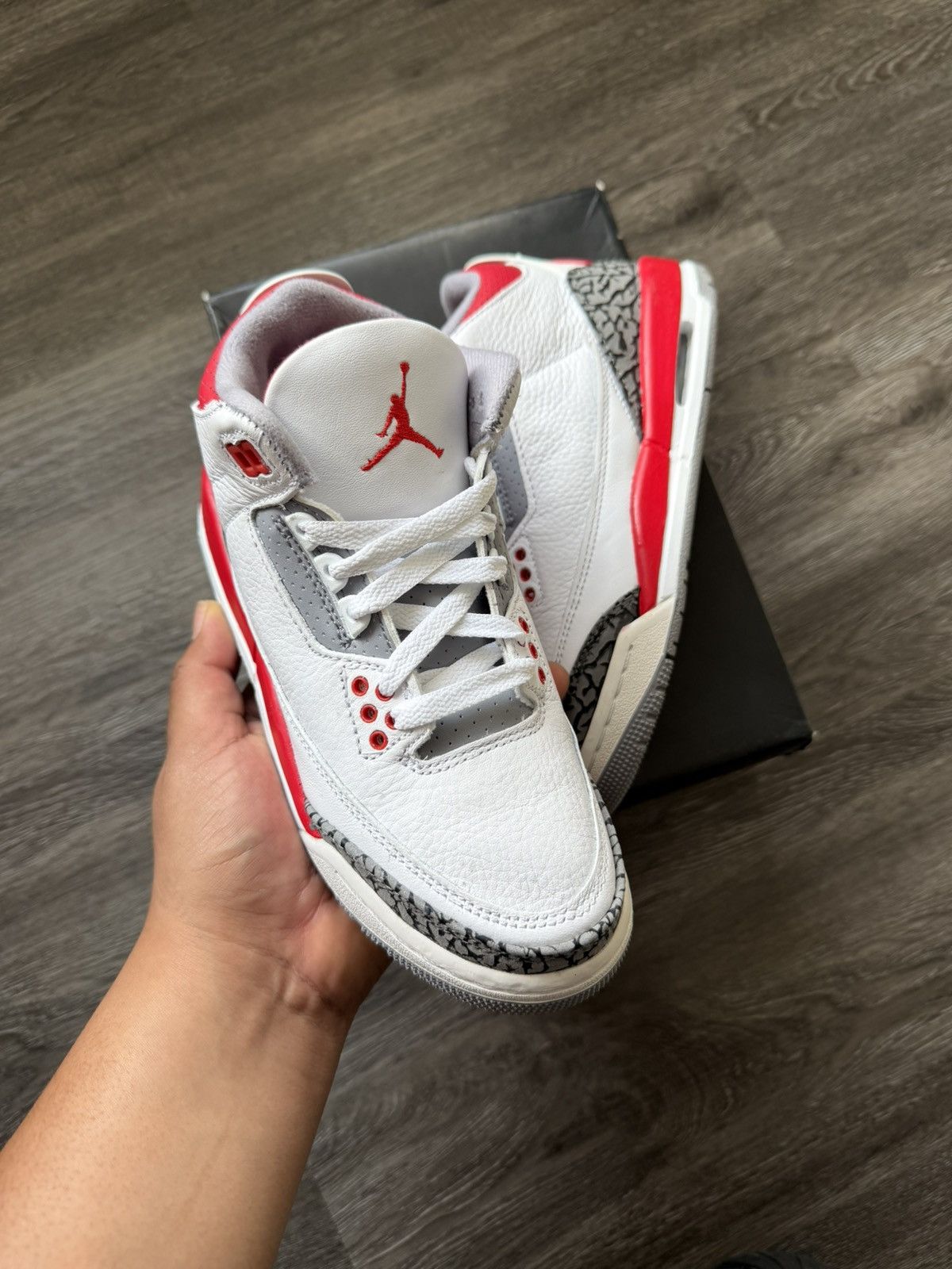 Jordan Brand Air Jordan 3 Fire Red Gs Sneakers Size 4Y or 5.5 Women Size US 5.5 / IT 35.5 - 2 Thumbnail
