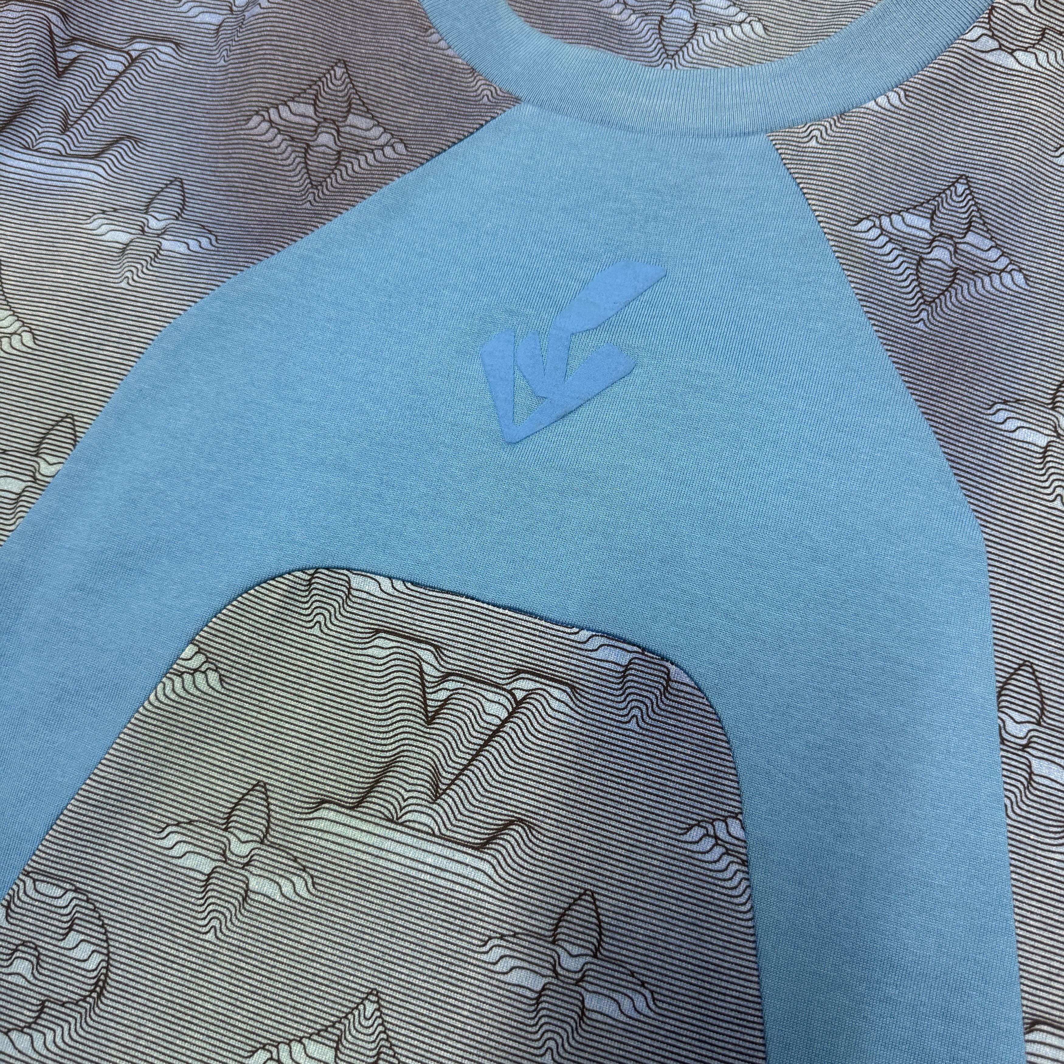 Louis Vuitton Louis Vuitton 1A9GN3 2054 Intarsia T-Shirt In Blue RRP £895 Size US S / EU 44-46 / 1 - 3 Thumbnail