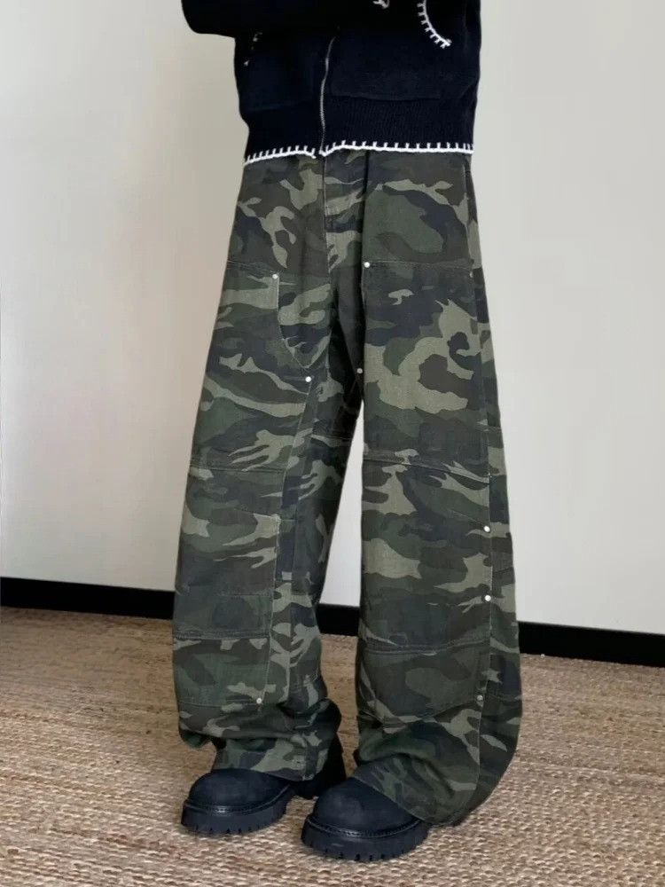 Vintage Y2K Streetwear Camouflage Baggy Cargo Jeans Size US 30 / EU 46 - 1 Thumbnail