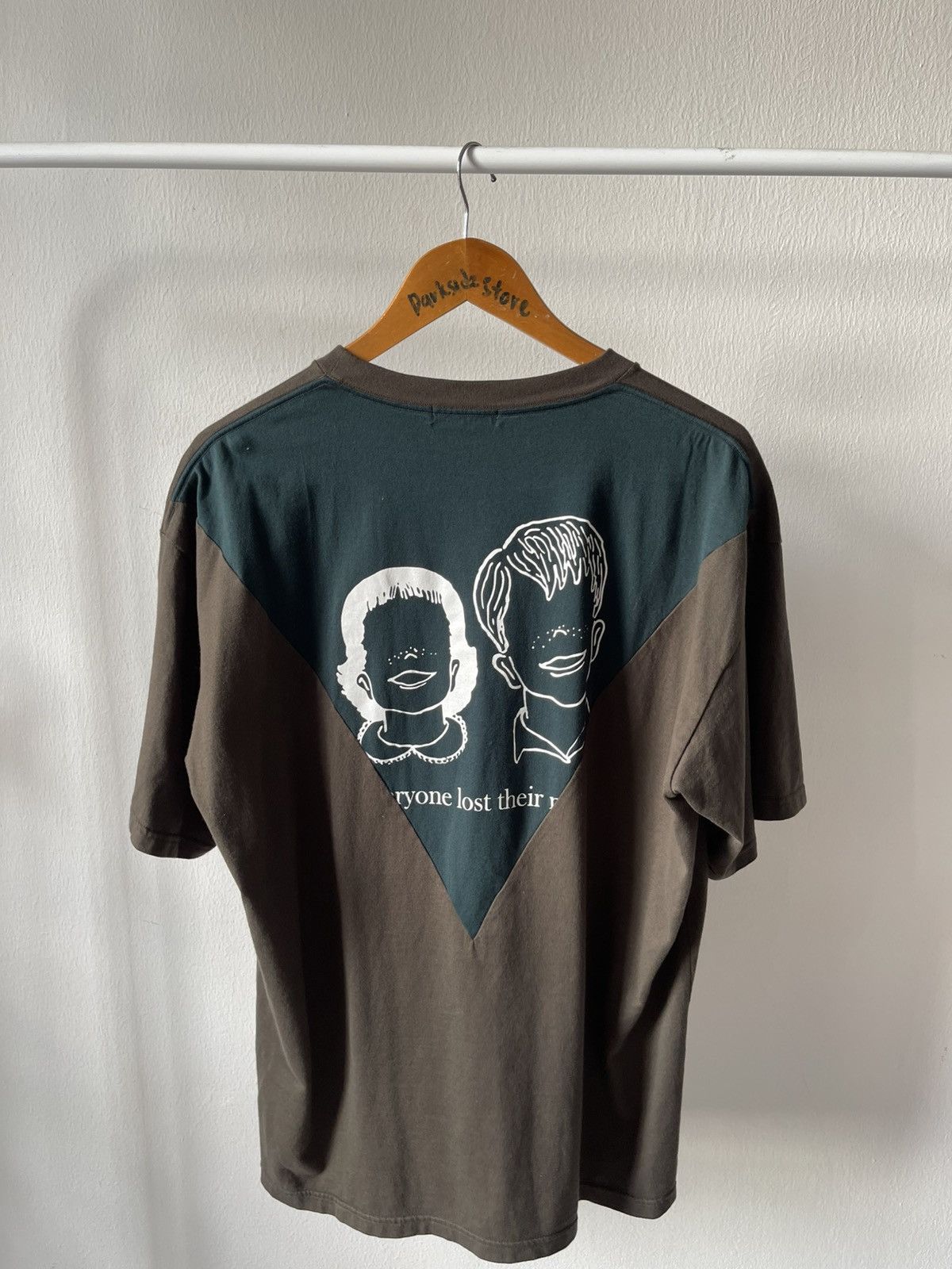 Undercover Undercover 'Lost Their Map' Tee Size US L / EU 52-54 / 3 - 1 Thumbnail