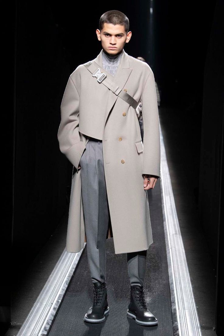 RUNWAY FW19 Cashmere Double Breasted Asymmetrical Flap Coat