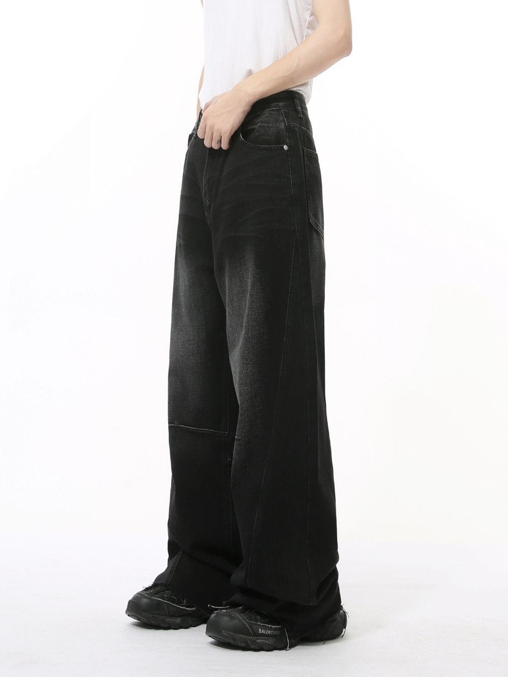 Vintage Men's Street Hip-Hop Loose Straight Jeans with Frayed Hems Size US 32 / EU 48 - 4 Thumbnail