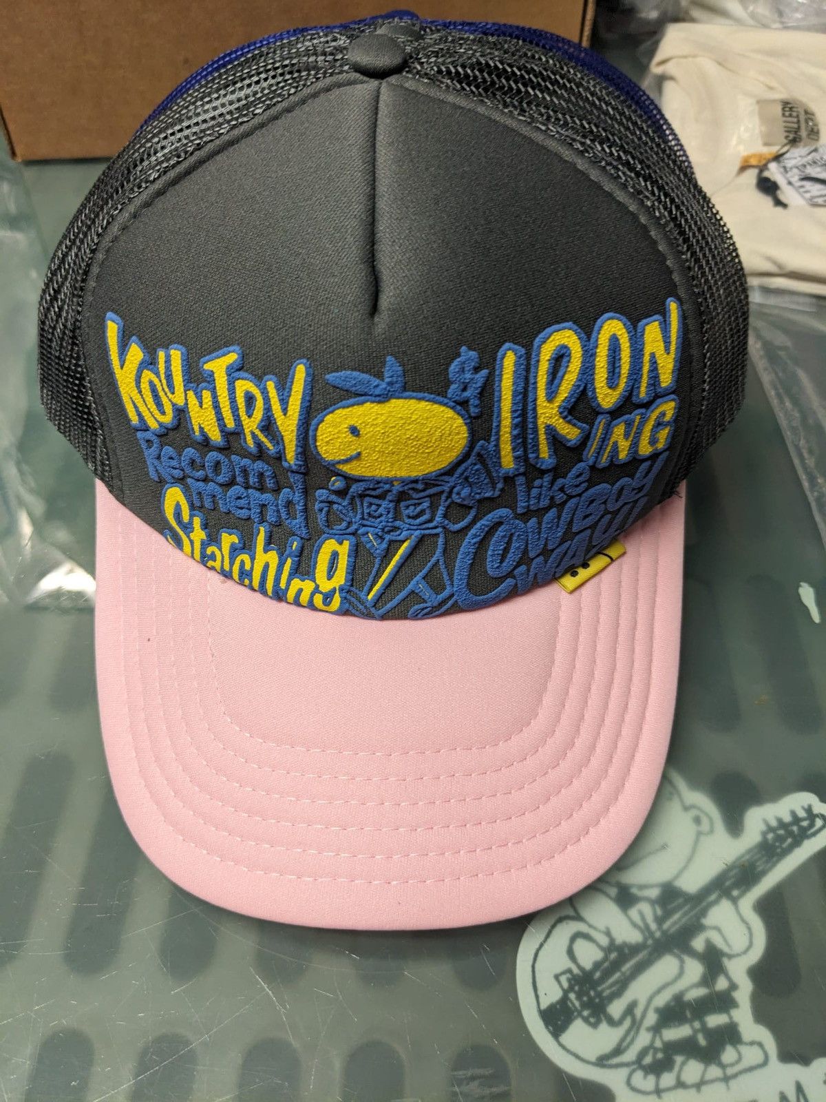 Kapital KAPITAL KOUNTRY STARCHING IRONING TRUCKER CAP HAT GREY PINK Size ONE SIZE - 4 Thumbnail