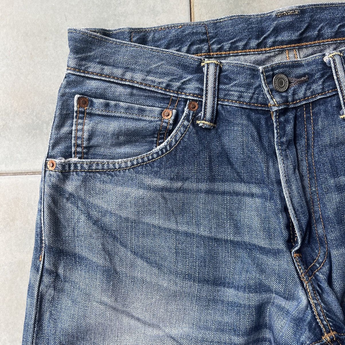 Levi's × Levi's Vintage Clothing Levis 503 small e faded blue jeans Size US 32 / EU 48 - 8 Thumbnail