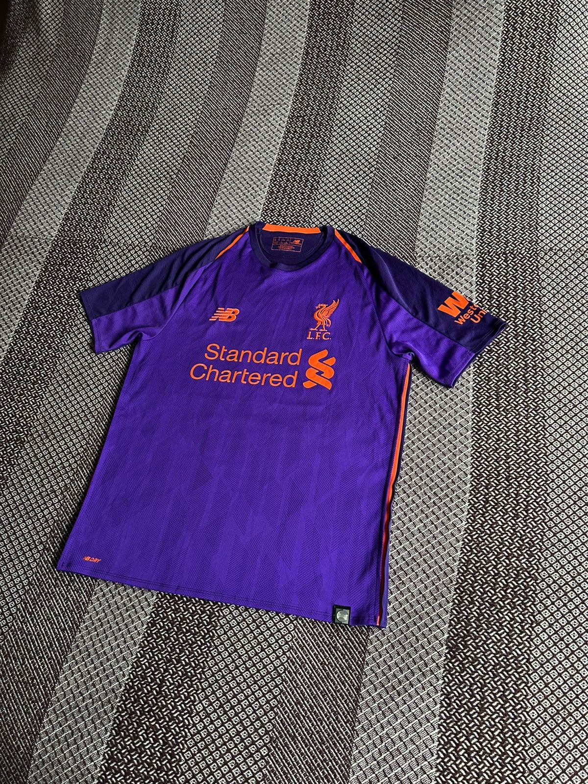 New Balance New Balance x Liverpool FC Jersey T-shirt Sportswear Size M Size US M / EU 48-50 / 2 - 3 Thumbnail
