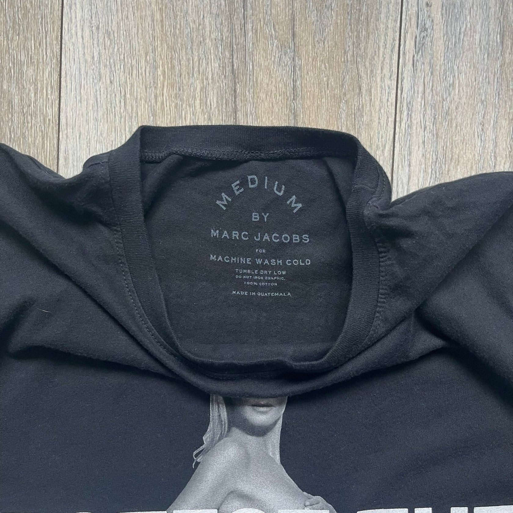 Marc Jacobs Marc Jacobs 2010's Protect The Skin You're In Heidi Klum Tee Size US M / EU 48-50 / 2 - 7 Thumbnail
