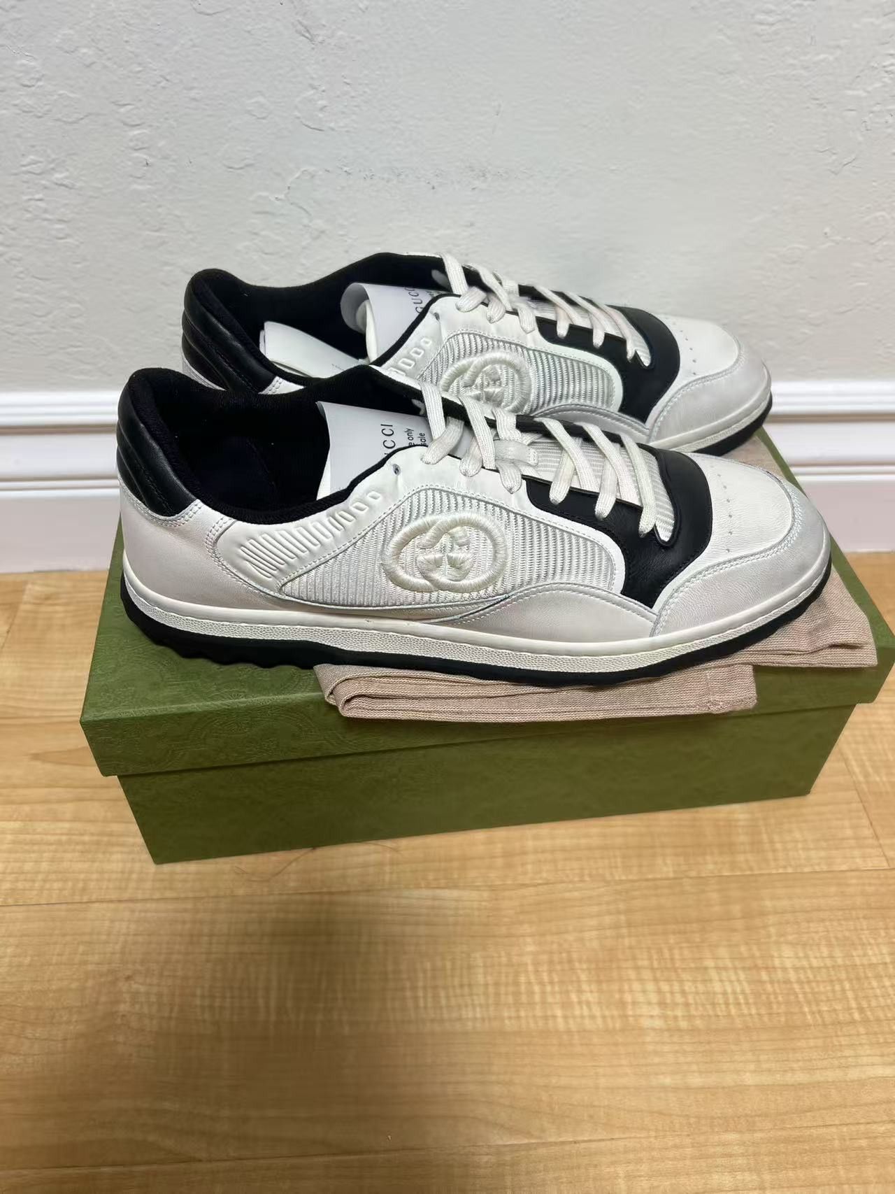 Gucci Gucci MAC80 Sneaker 'Off White Black' Size US 12.5 / EU 45-46 - 7 Thumbnail