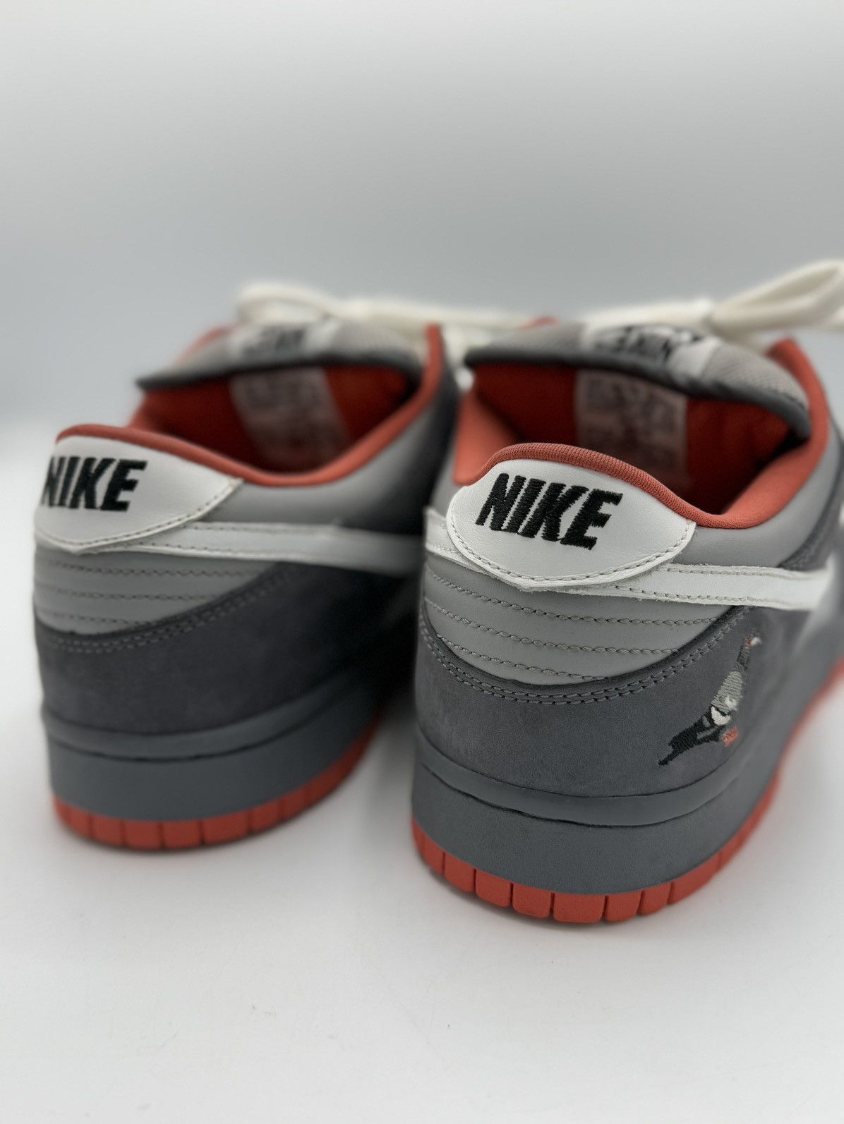 Nike SB Nike SB Dunk Low Staple NYC Pigeon Size US 12 / EU 45 - 8 Thumbnail