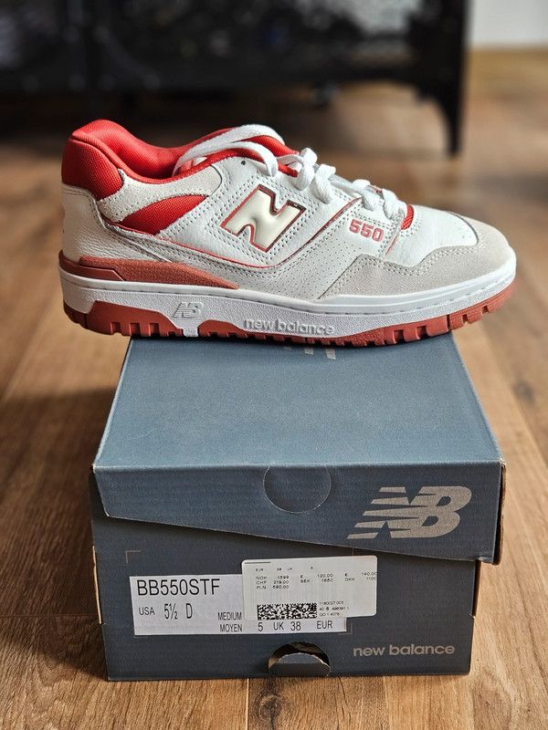 New Balance New Balance 550 38 Size US 5.5 / IT 35.5 - 1 Thumbnail