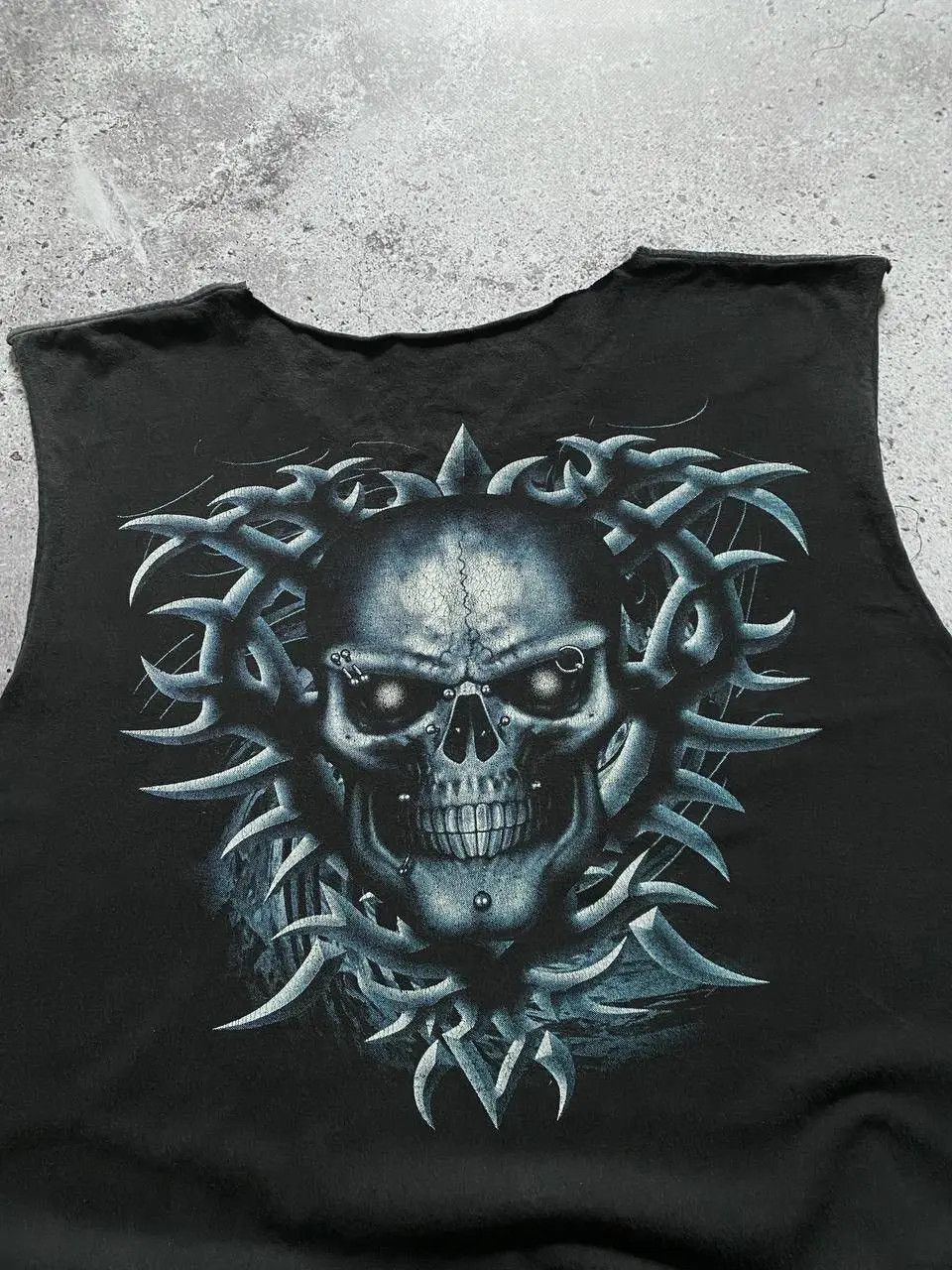 Band Tees VINTAGE 90s SKULL METAL TRIBAL FADED SLEEVELESS TEE TANK TOP Size US L / EU 52-54 / 3 - 9 Thumbnail