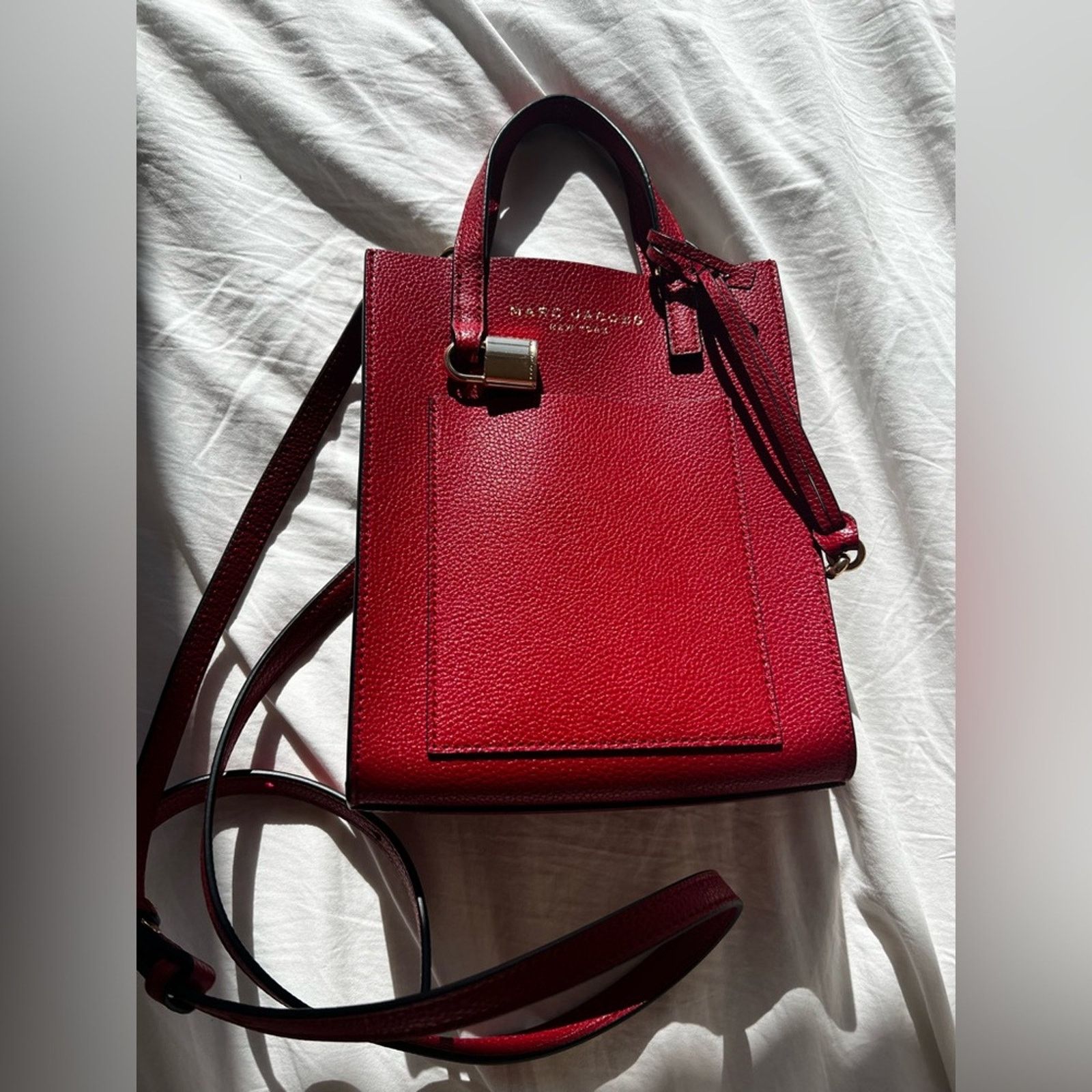 Marc Jacobs Marc Jacobs micro leather tote in red Size ONE SIZE - 4 Thumbnail