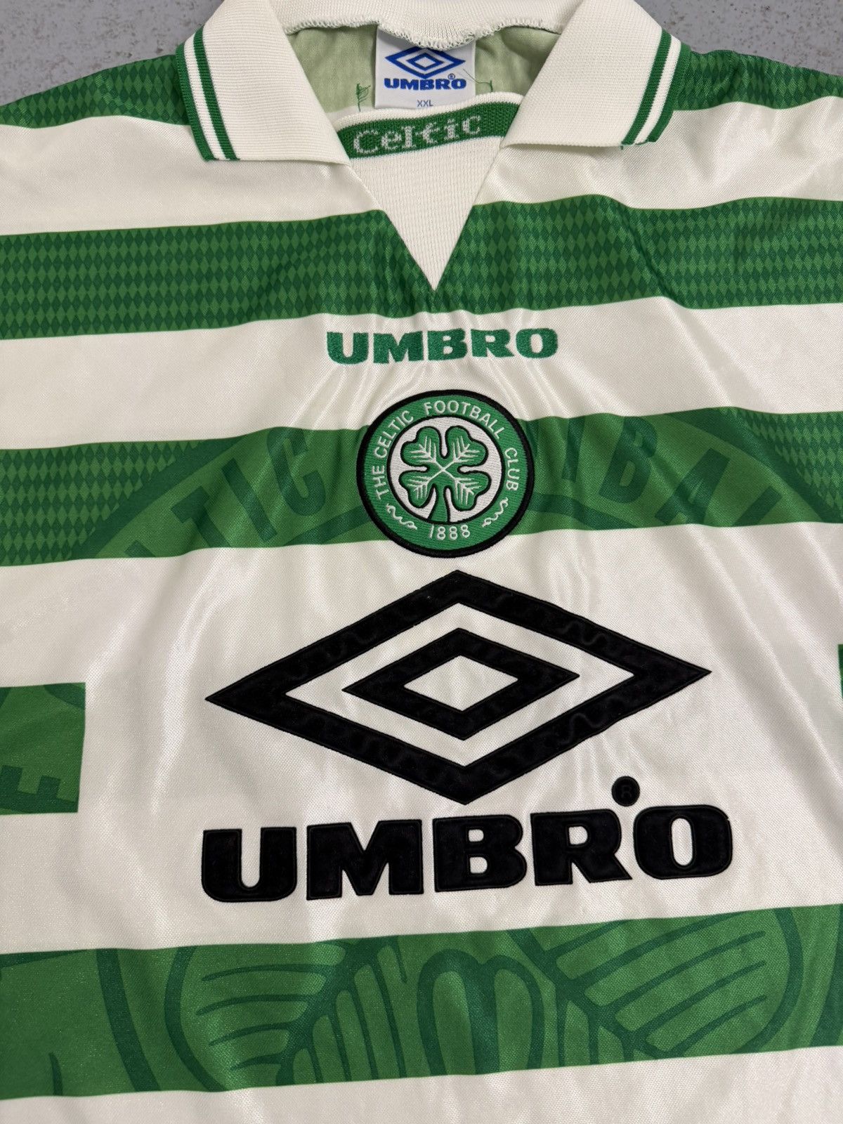 Umbro Vintage 1997/99 Umbro Celtic Fc Home Soccer Jersey Size US XXL / EU 58 / 5 - 6 Thumbnail
