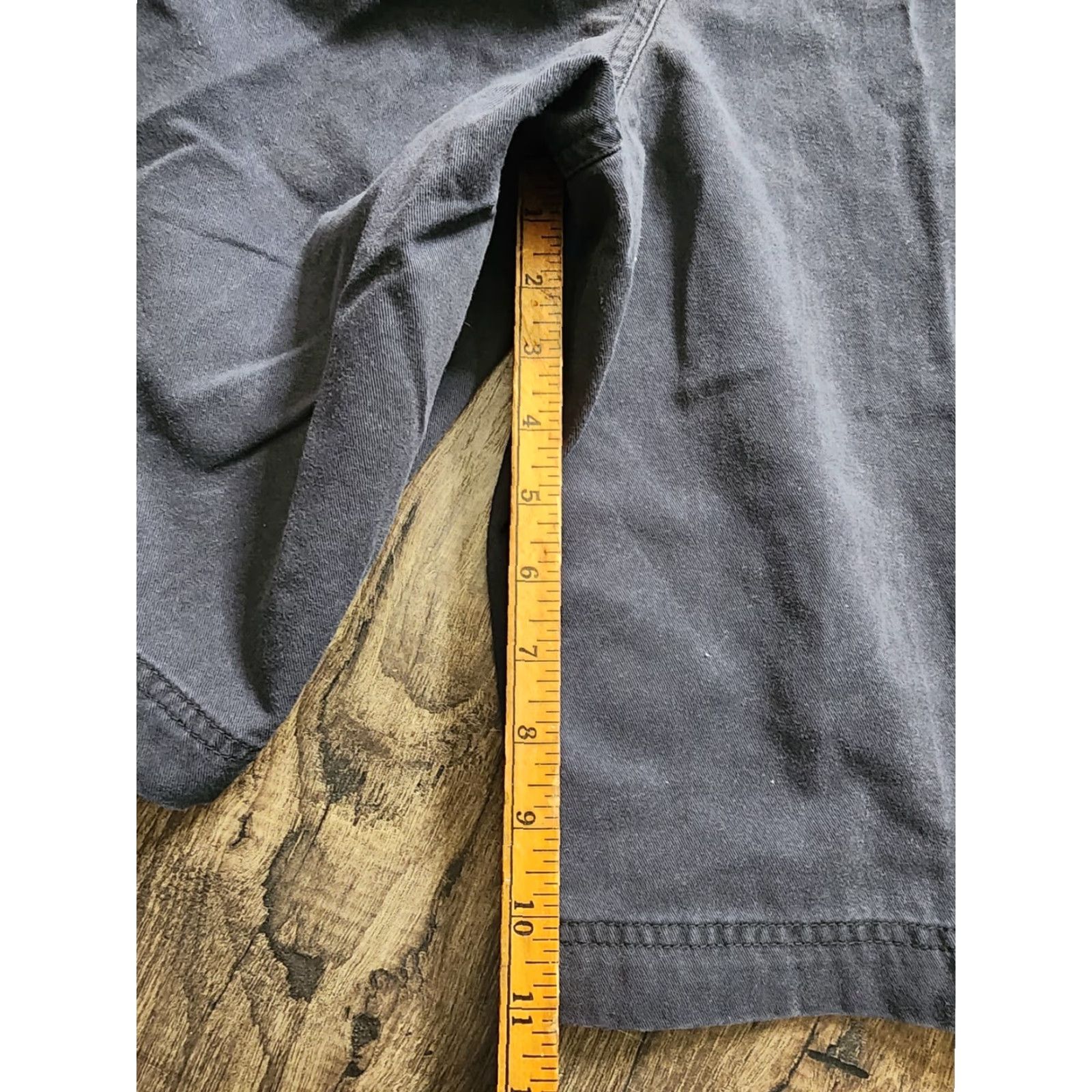 Old Navy VINTAGE Old Navy Mens Cargo Shorts 42 Black Canvas Cargo Pocket Casual Mens Shirt? Size US 42 / EU 58 - 2 Thumbnail