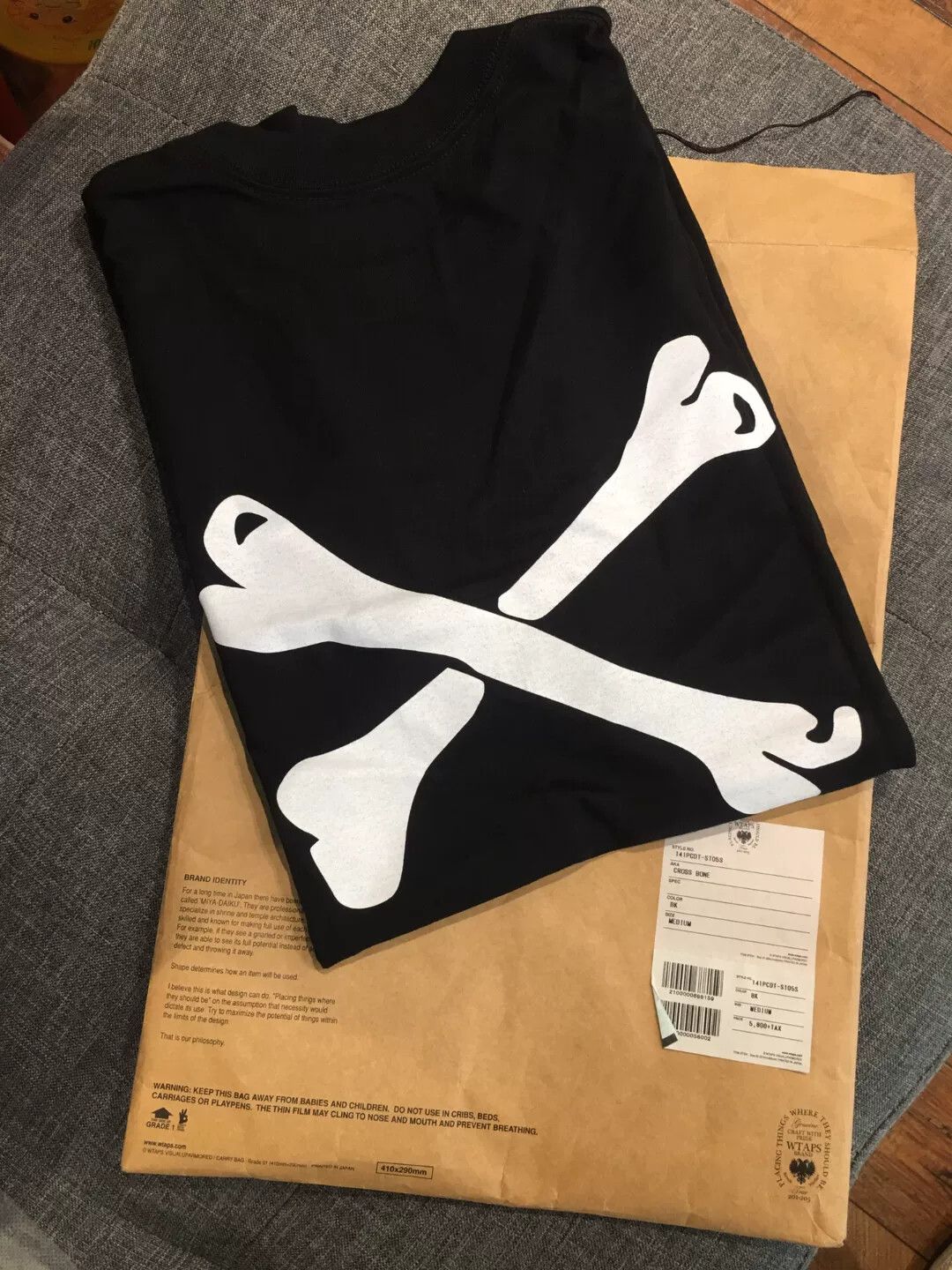 Wtaps wtaps cross bone t-shirt in black Size US M / EU 48-50 / 2 - 1 Thumbnail