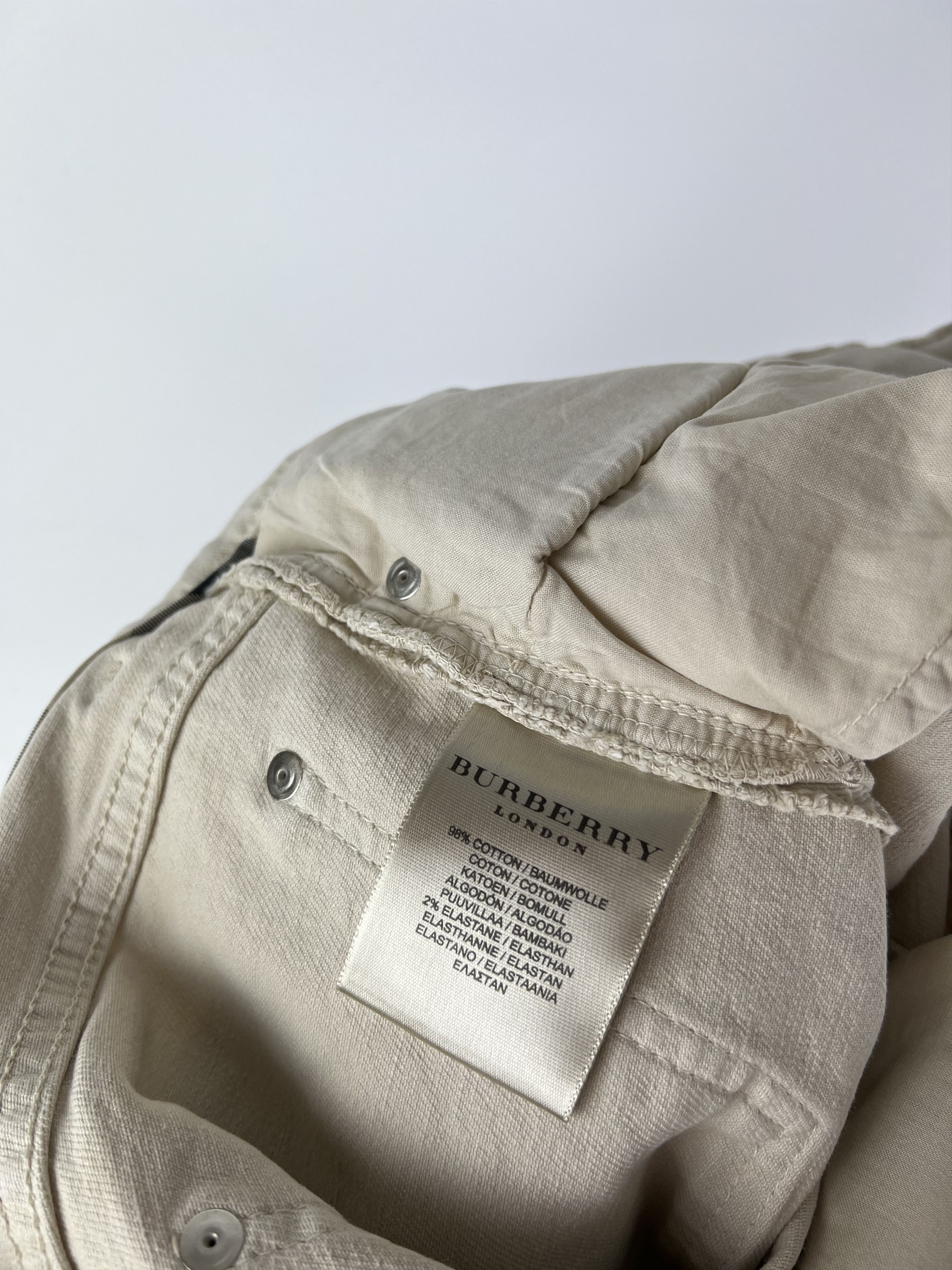 Burberry Burberry London Capri Jeans Women's Size 28 Size 28" / US 6 / IT 42 - 7 Thumbnail
