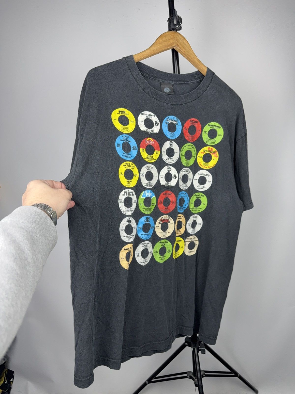 Stones Throw Records 00s Stone Throw Records Vinyl 45 RPM Graphic T-Shirt L-XL Size US XL / EU 56 / 4 - 2 Thumbnail