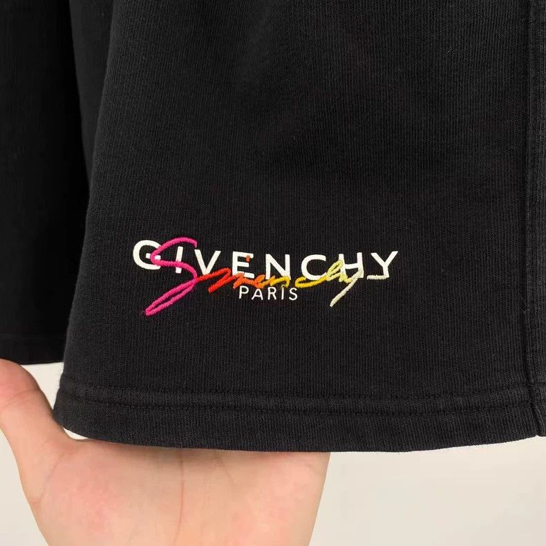 Givenchy Givenchy SizeM Colorful Cursive Embroidered Letter Shorts Size US 29 - 5 Thumbnail